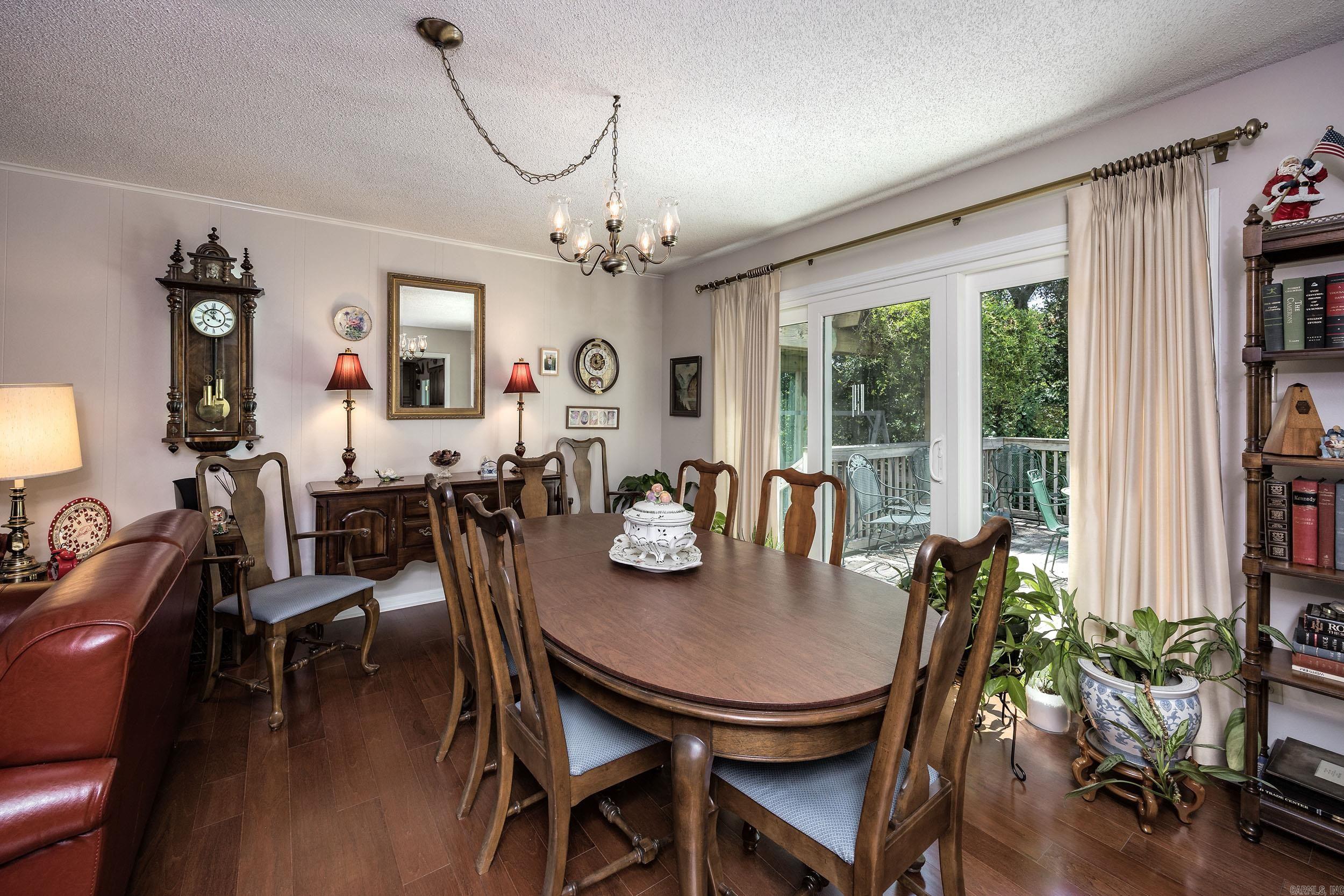 MARLOWE MANOR - Residential