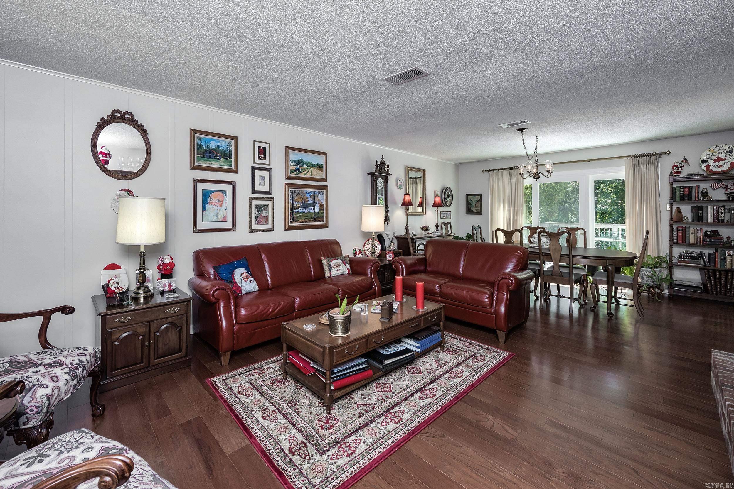 MARLOWE MANOR - Residential