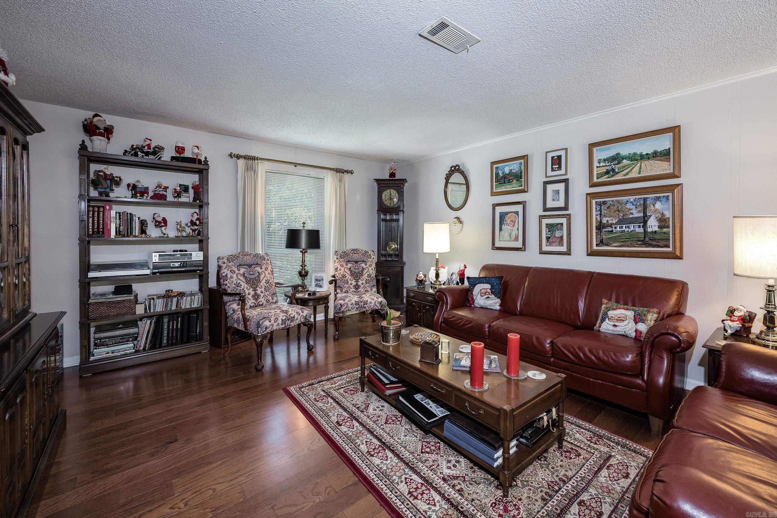 MARLOWE MANOR - Residential