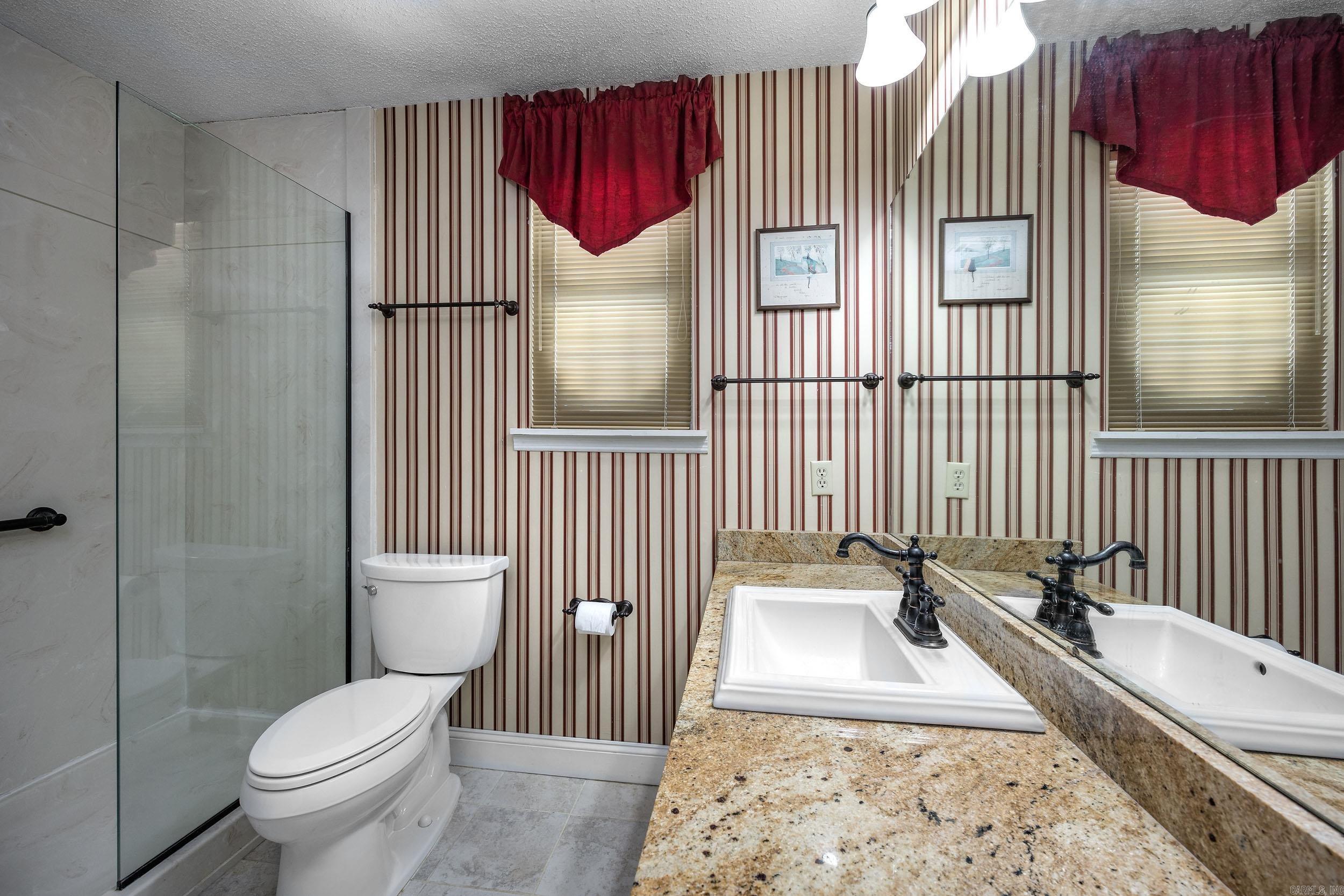 MARLOWE MANOR - Residential