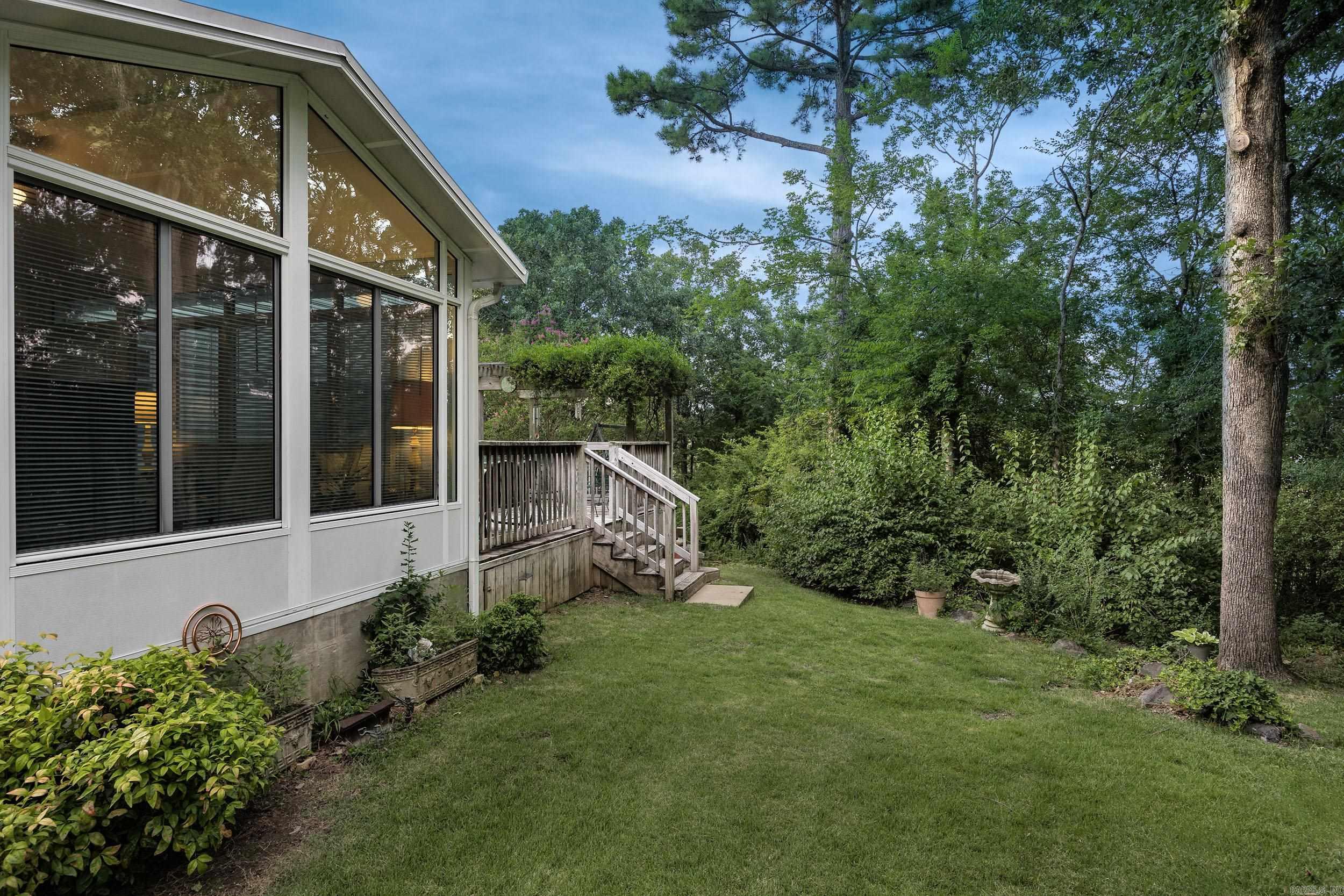 MARLOWE MANOR - Residential