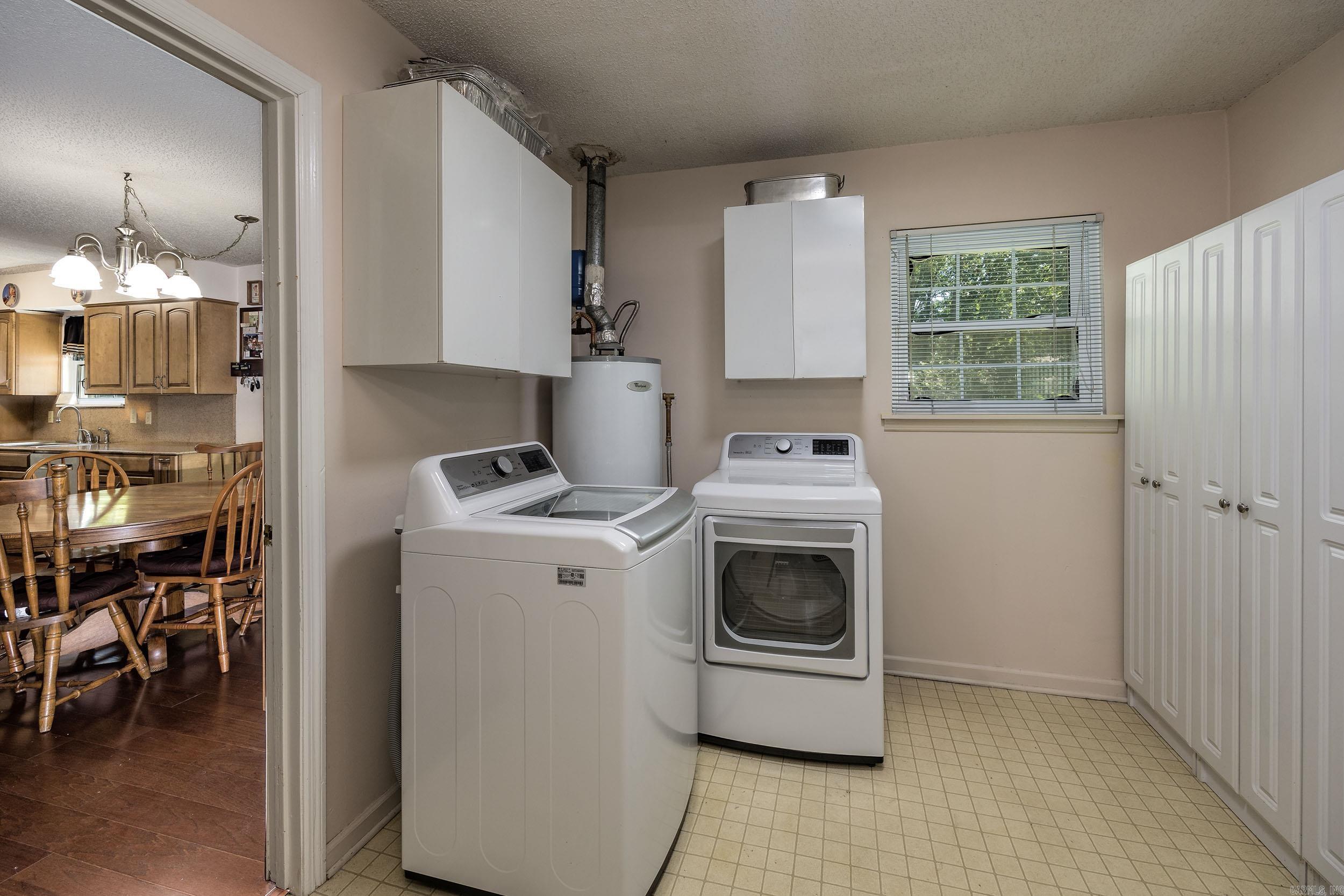 MARLOWE MANOR - Residential