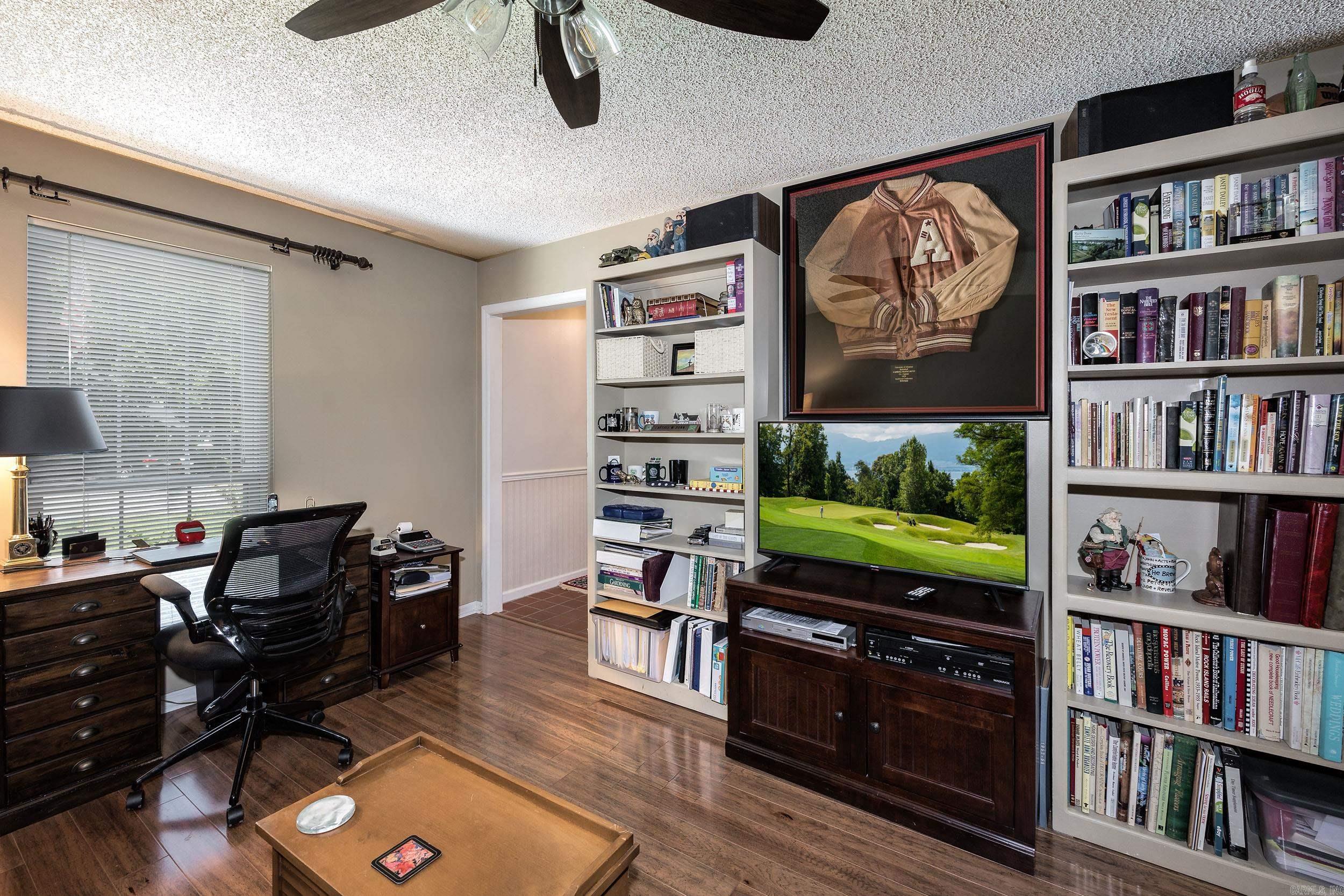 MARLOWE MANOR - Residential