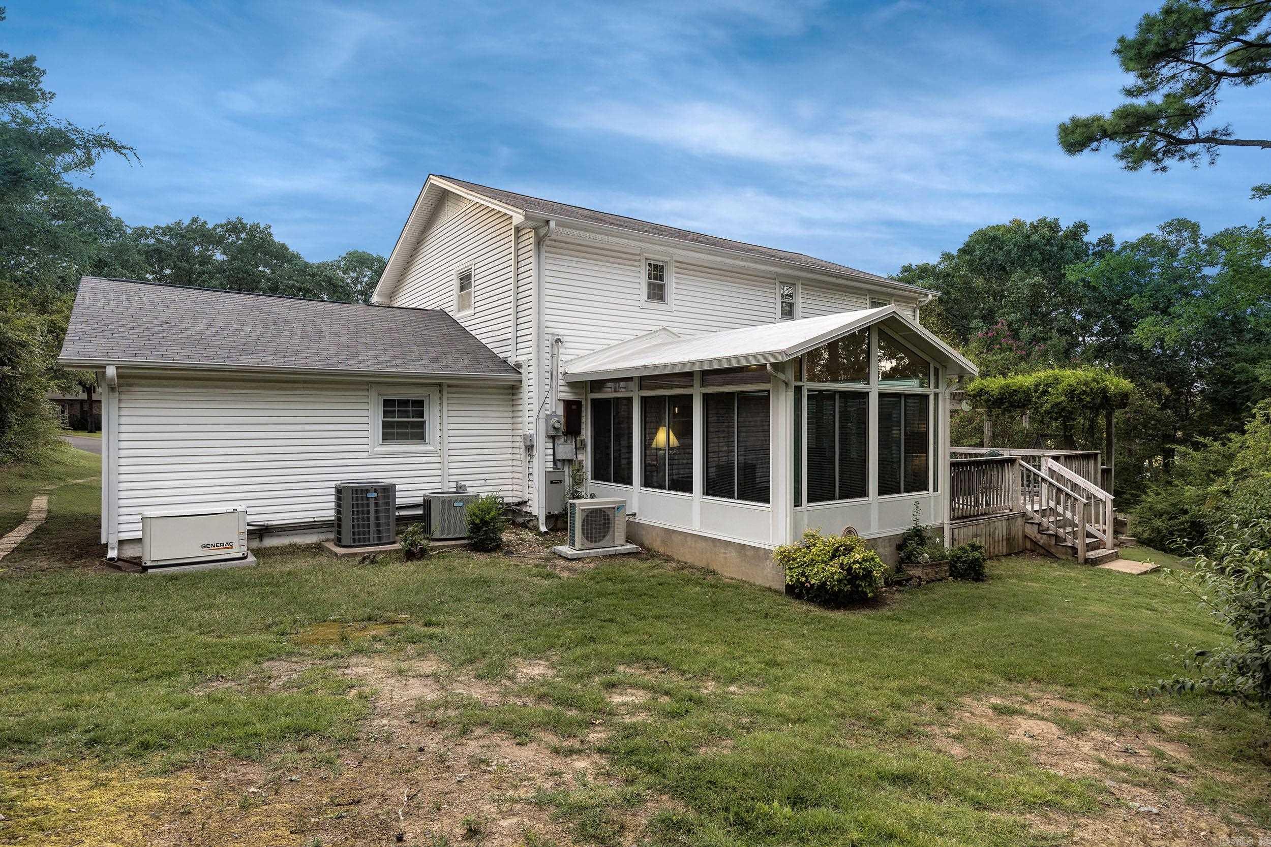 MARLOWE MANOR - Residential