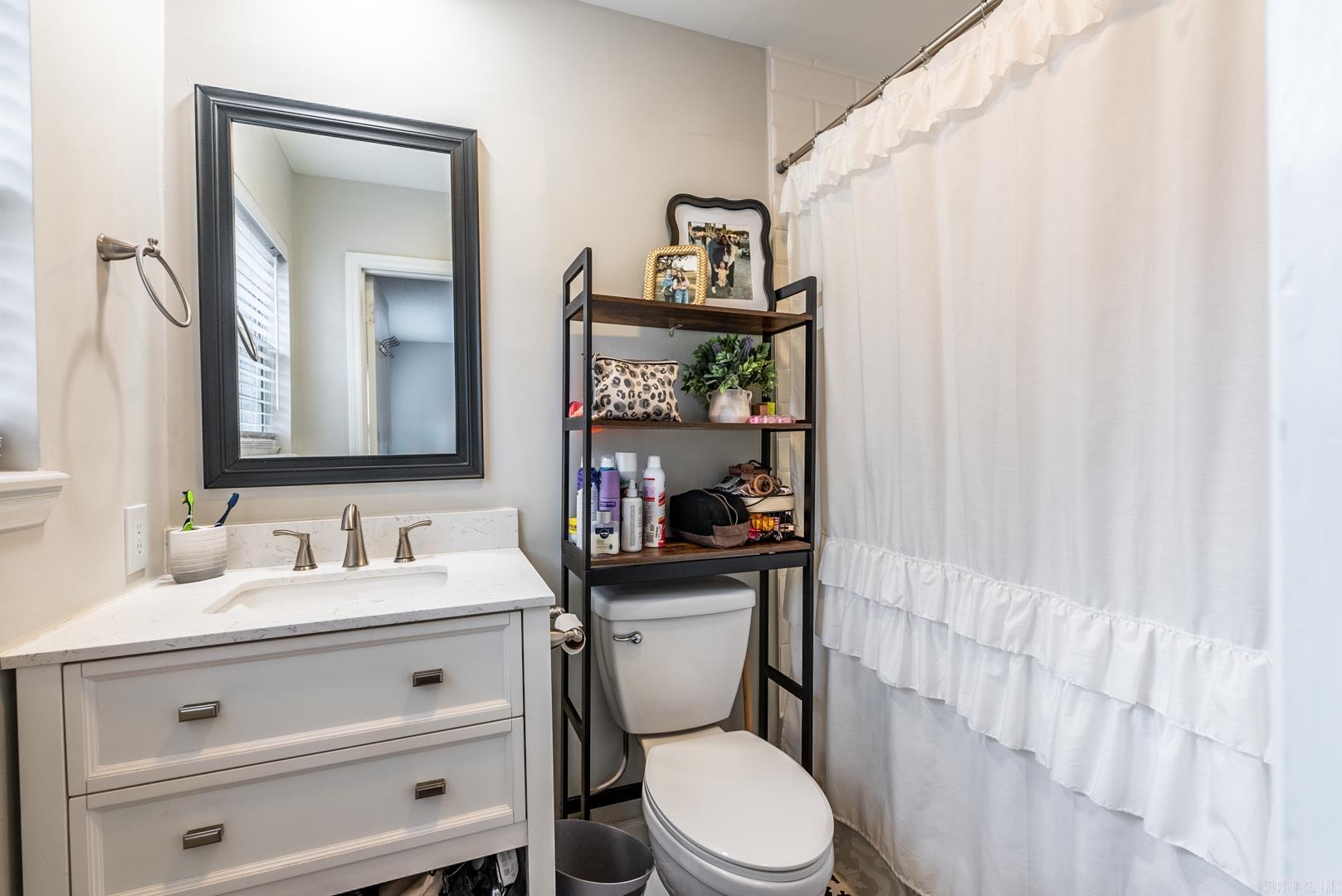 STURBRIDGE - Residential