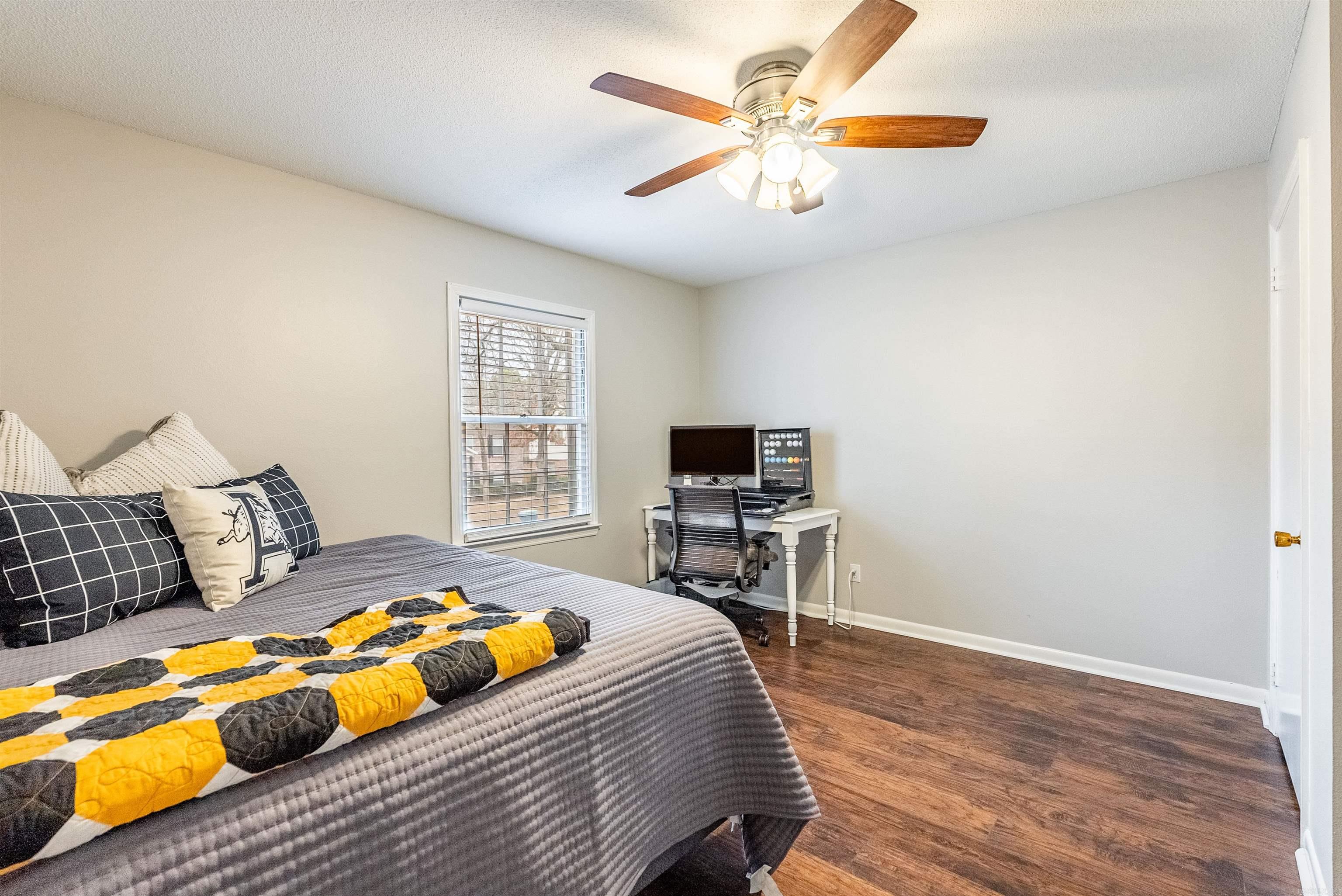 STURBRIDGE - Residential