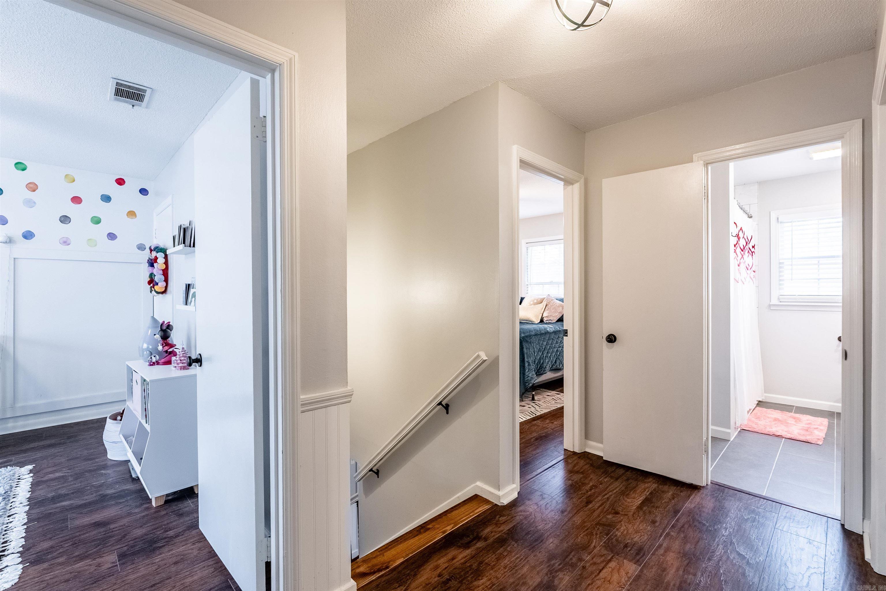 STURBRIDGE - Residential