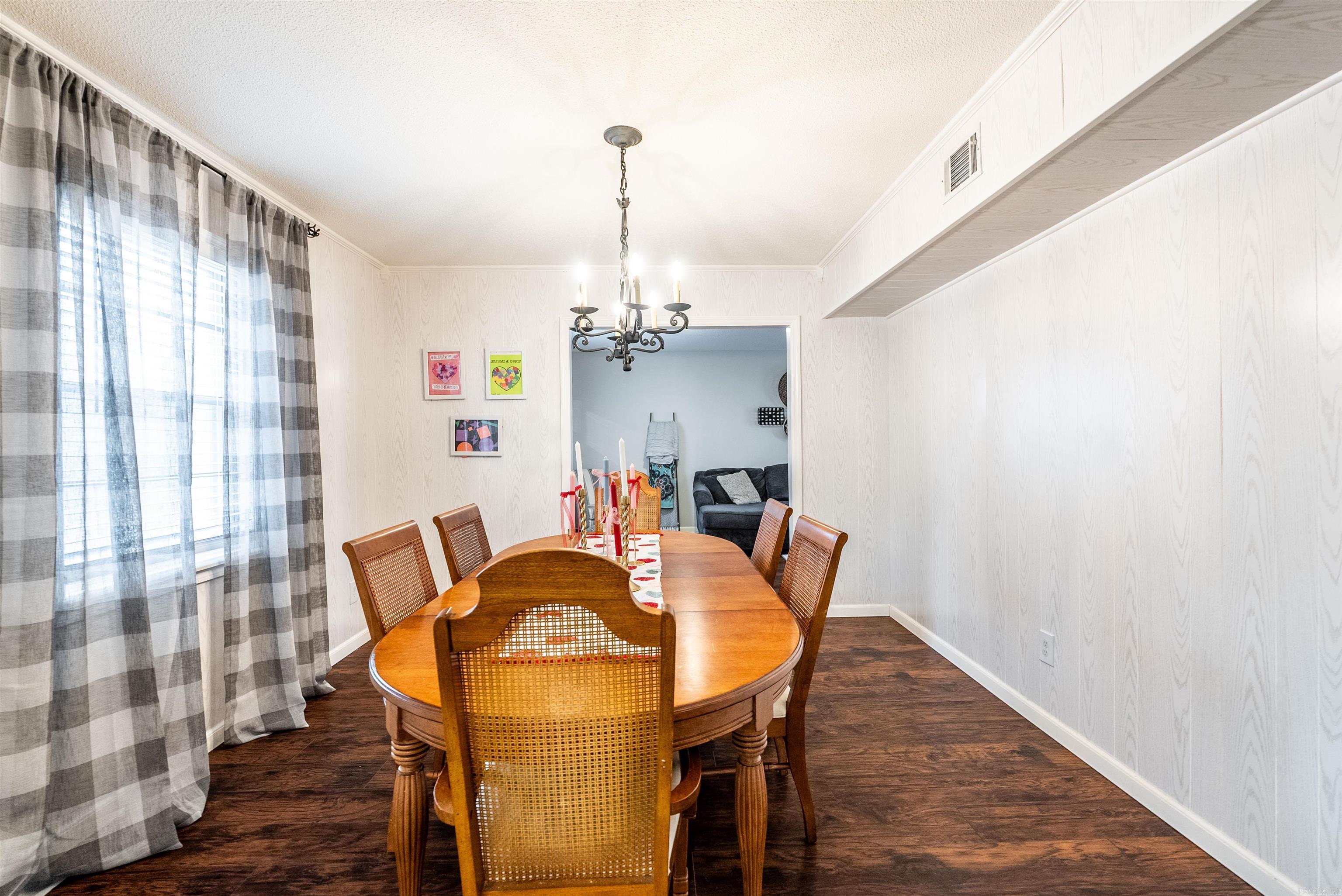 STURBRIDGE - Residential