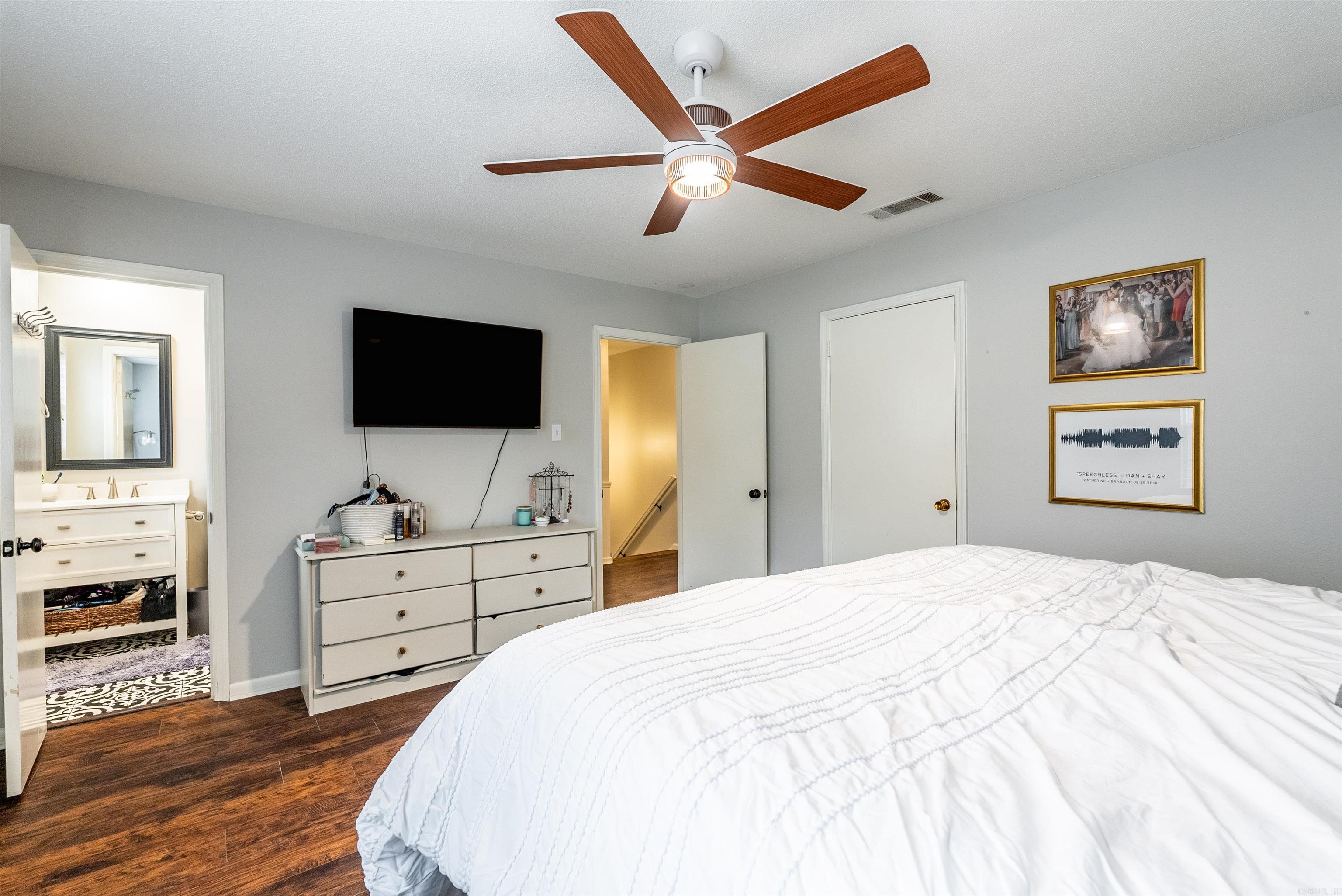 STURBRIDGE - Residential