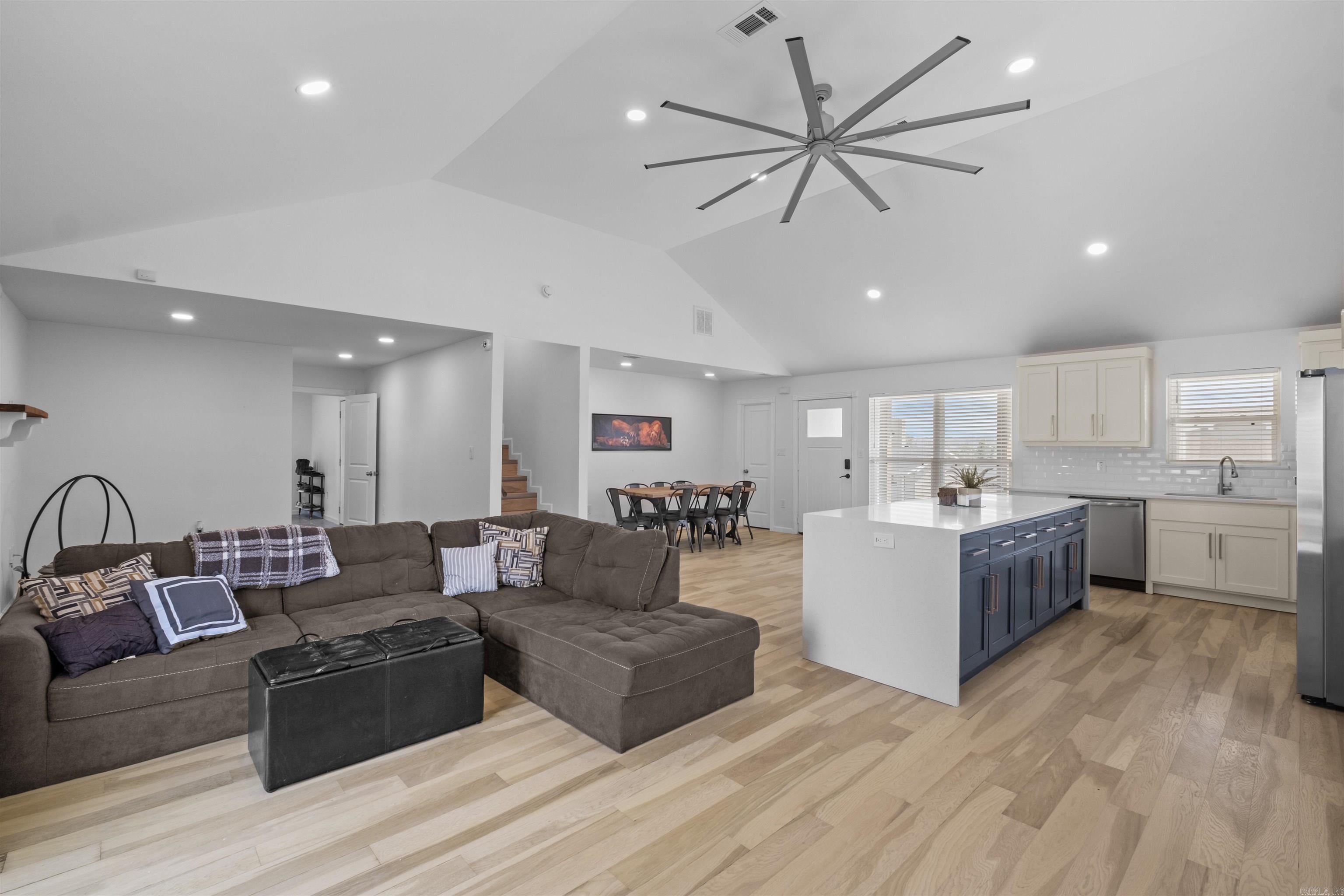 WALNUT VALLEY - Residential