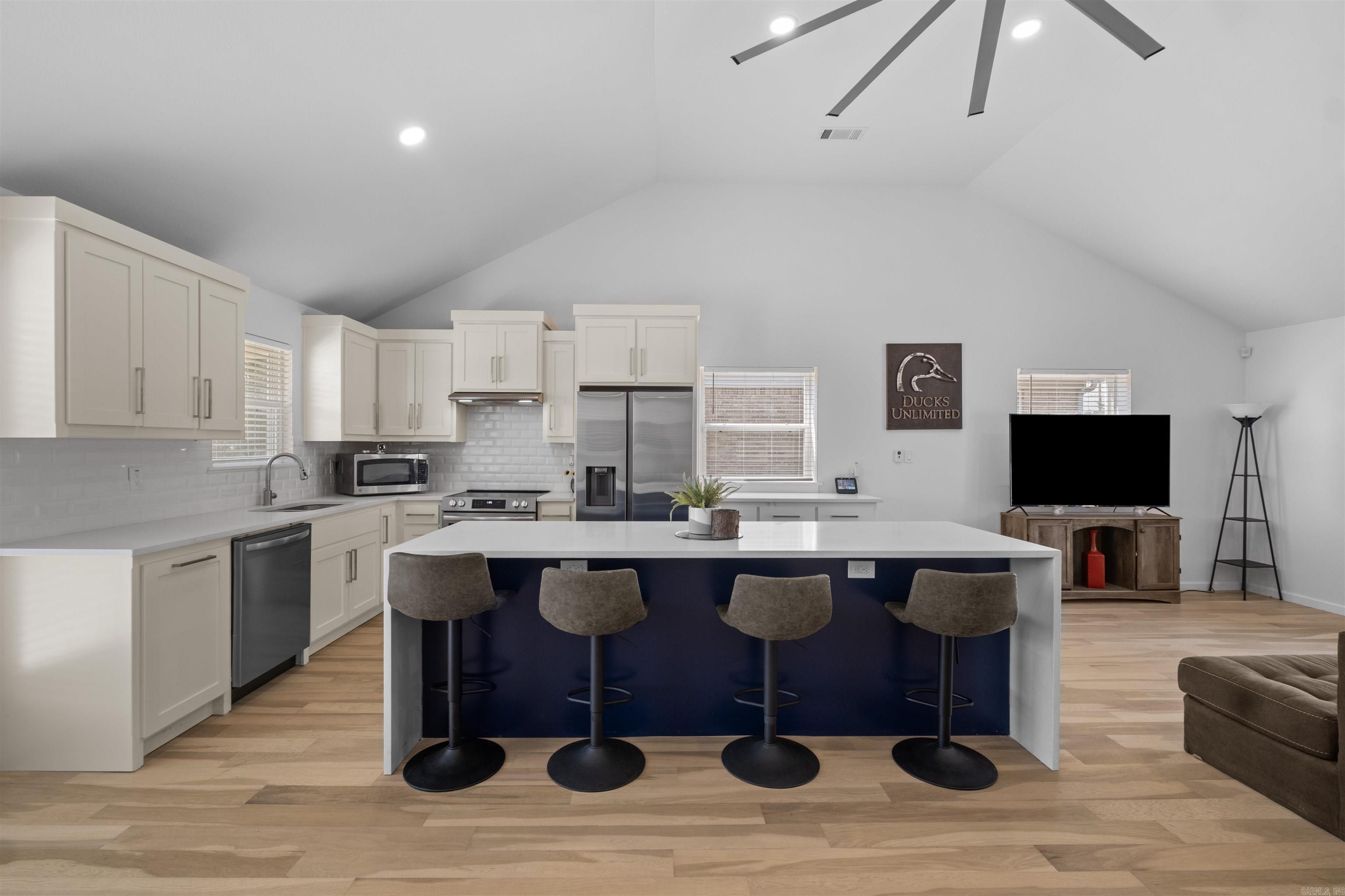 WALNUT VALLEY - Residential