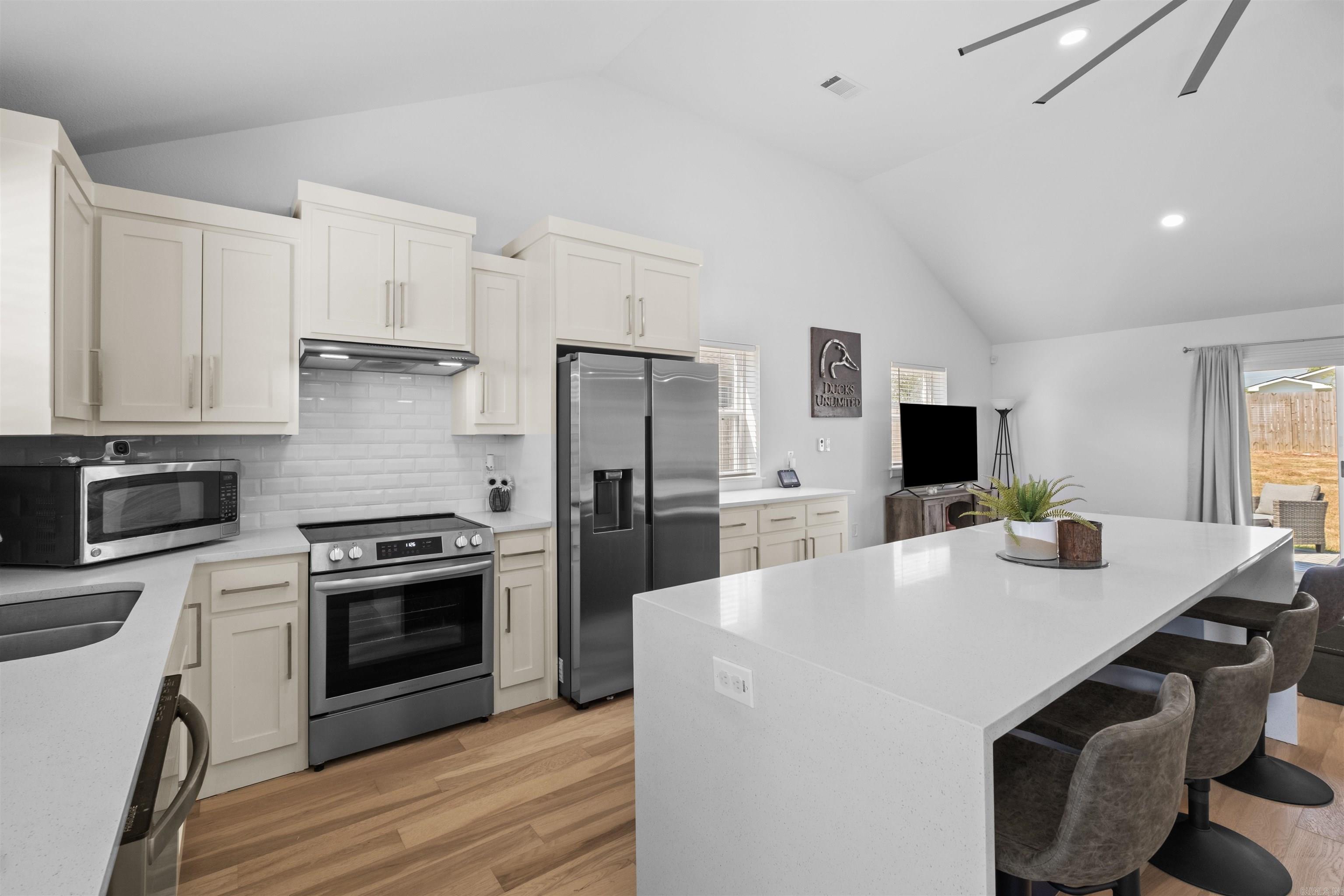 WALNUT VALLEY - Residential