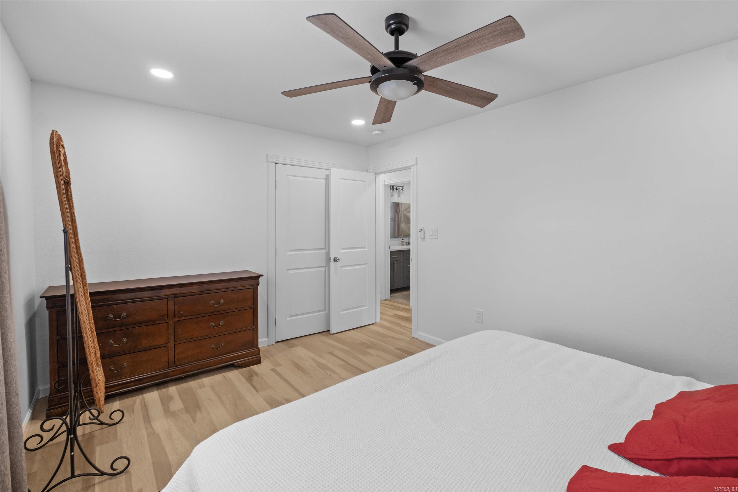 WALNUT VALLEY - Residential