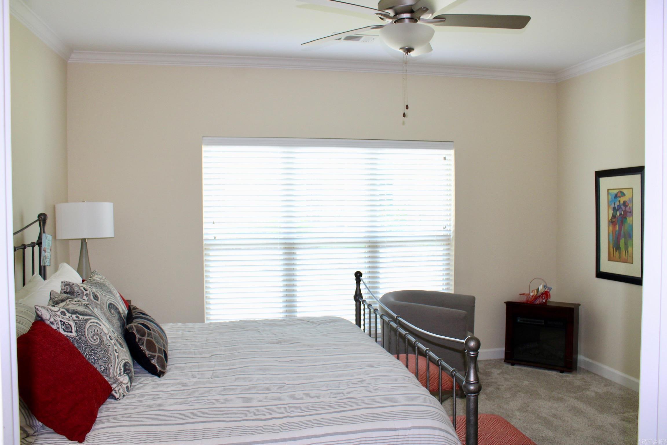 MOUNTAIN TERRACE ESTATES TOWNHOM - Residential