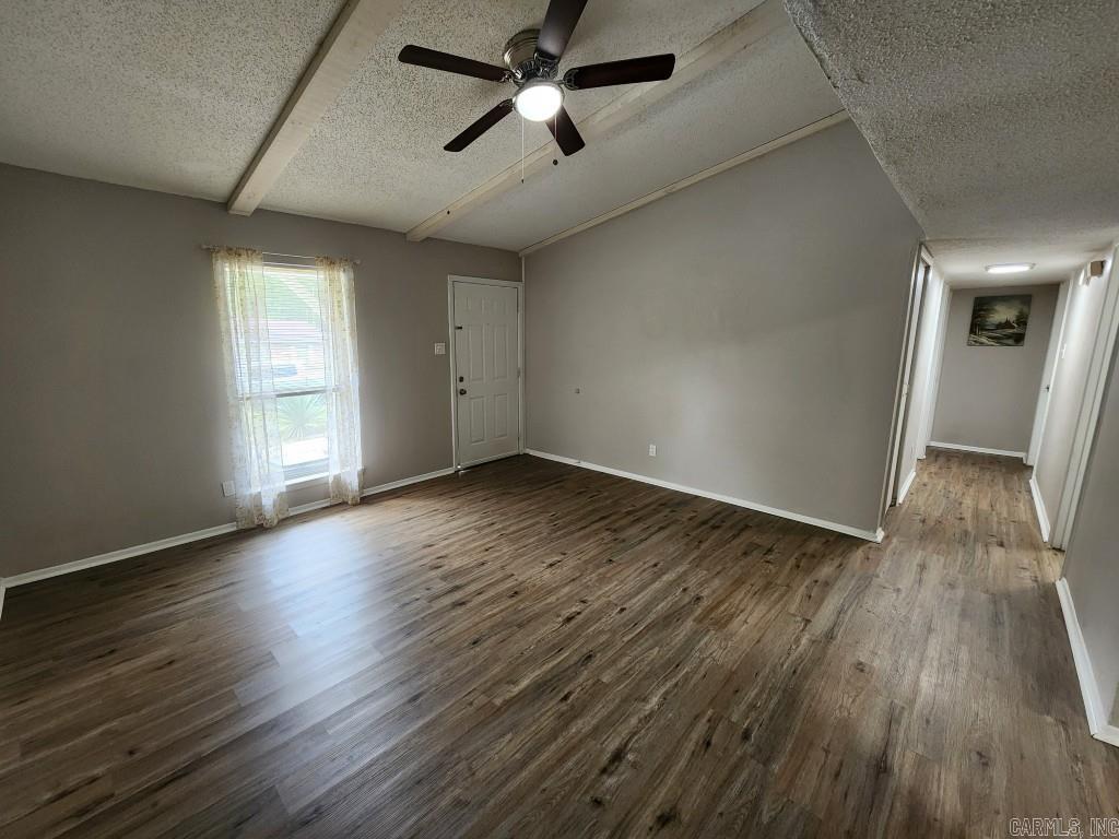 COUNTRY WOOD - Residential