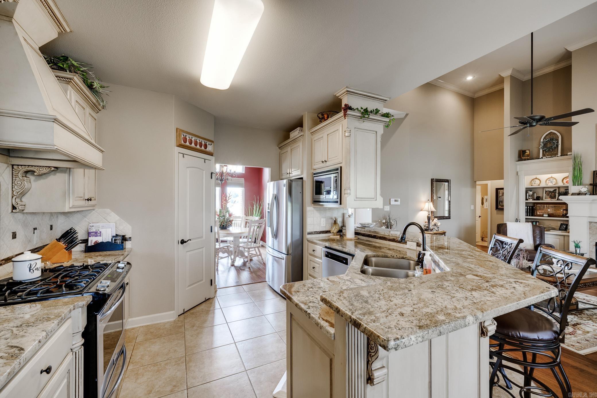 ASHLEY DOWNS - Residential