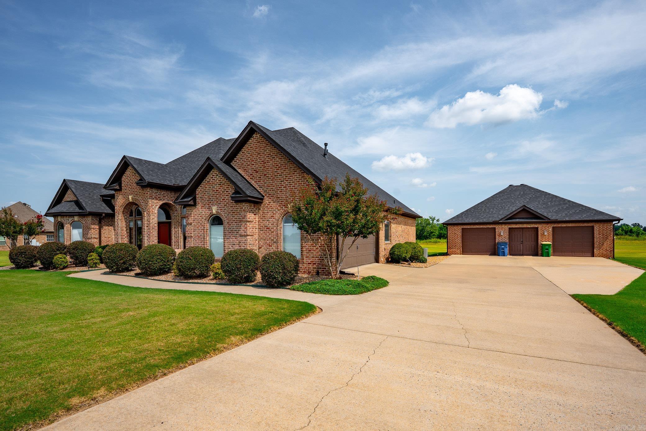 ASHLEY DOWNS - Residential