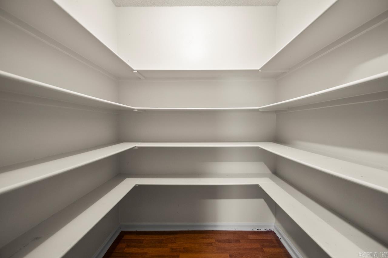 FAIRWAY PARK - Residential