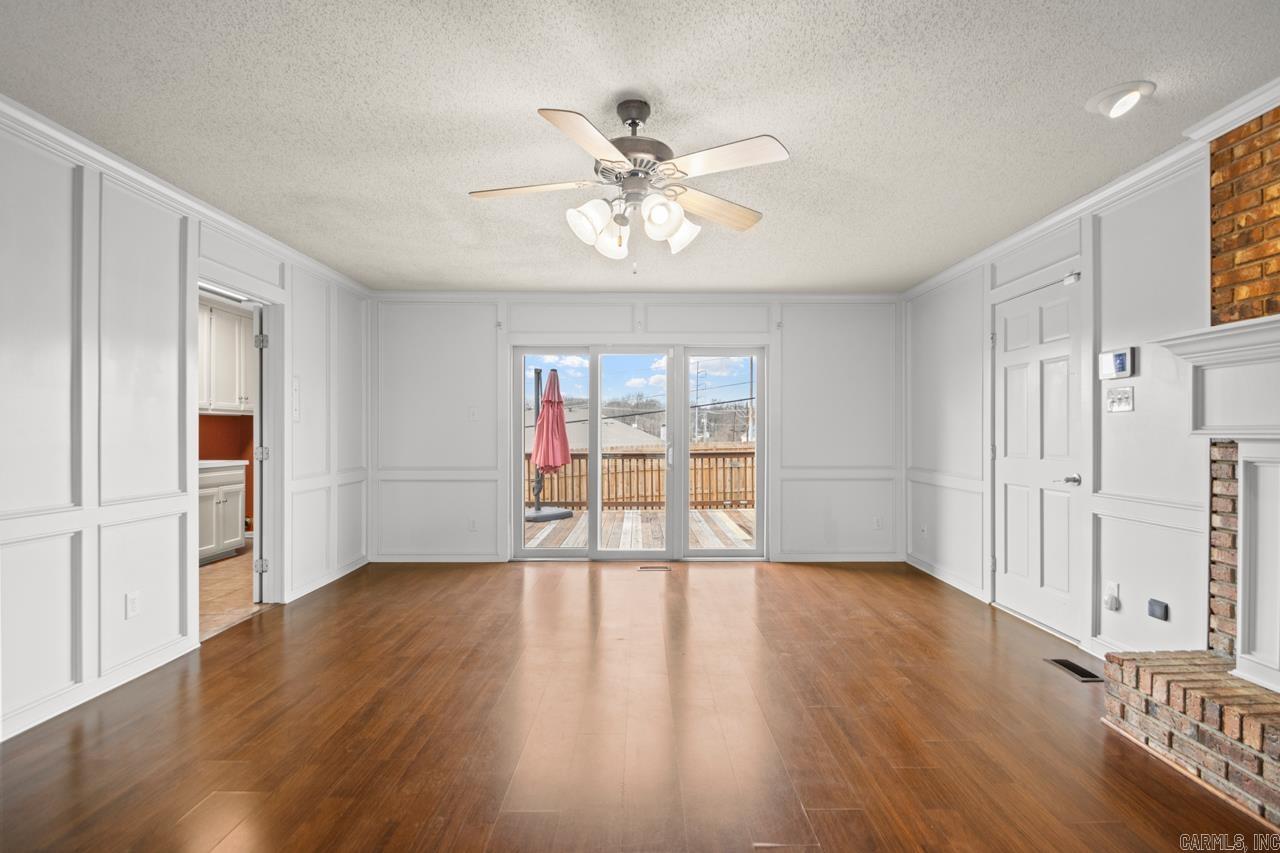 FAIRWAY PARK - Residential