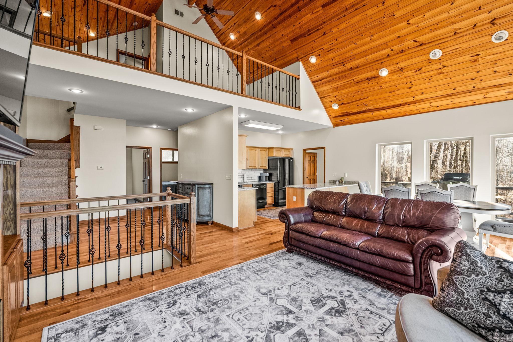 VISTA BAY - Residential