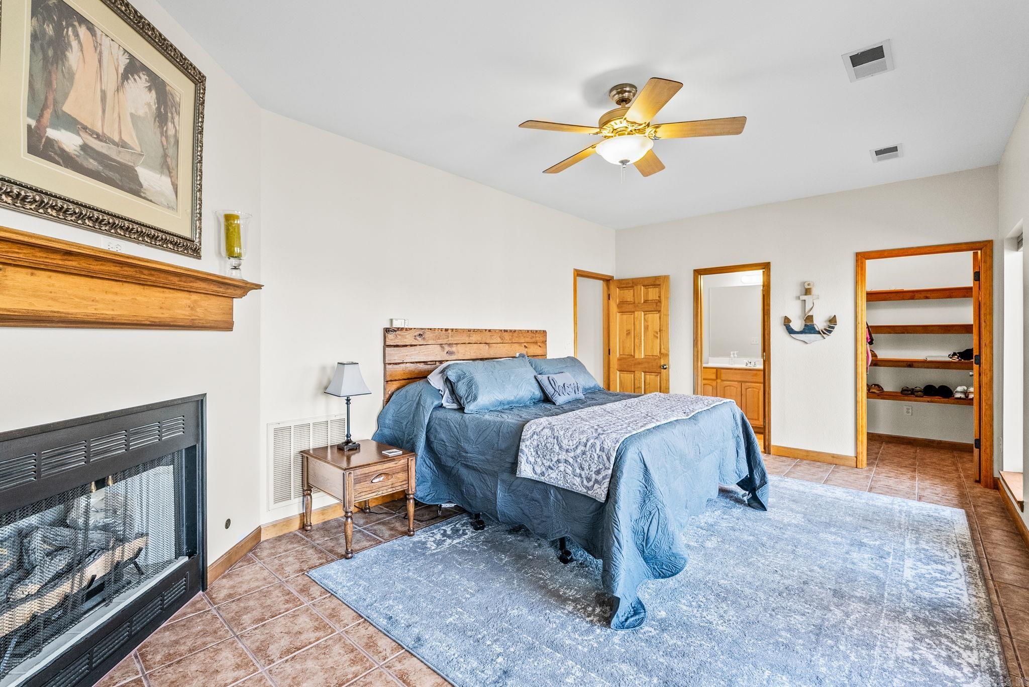 VISTA BAY - Residential