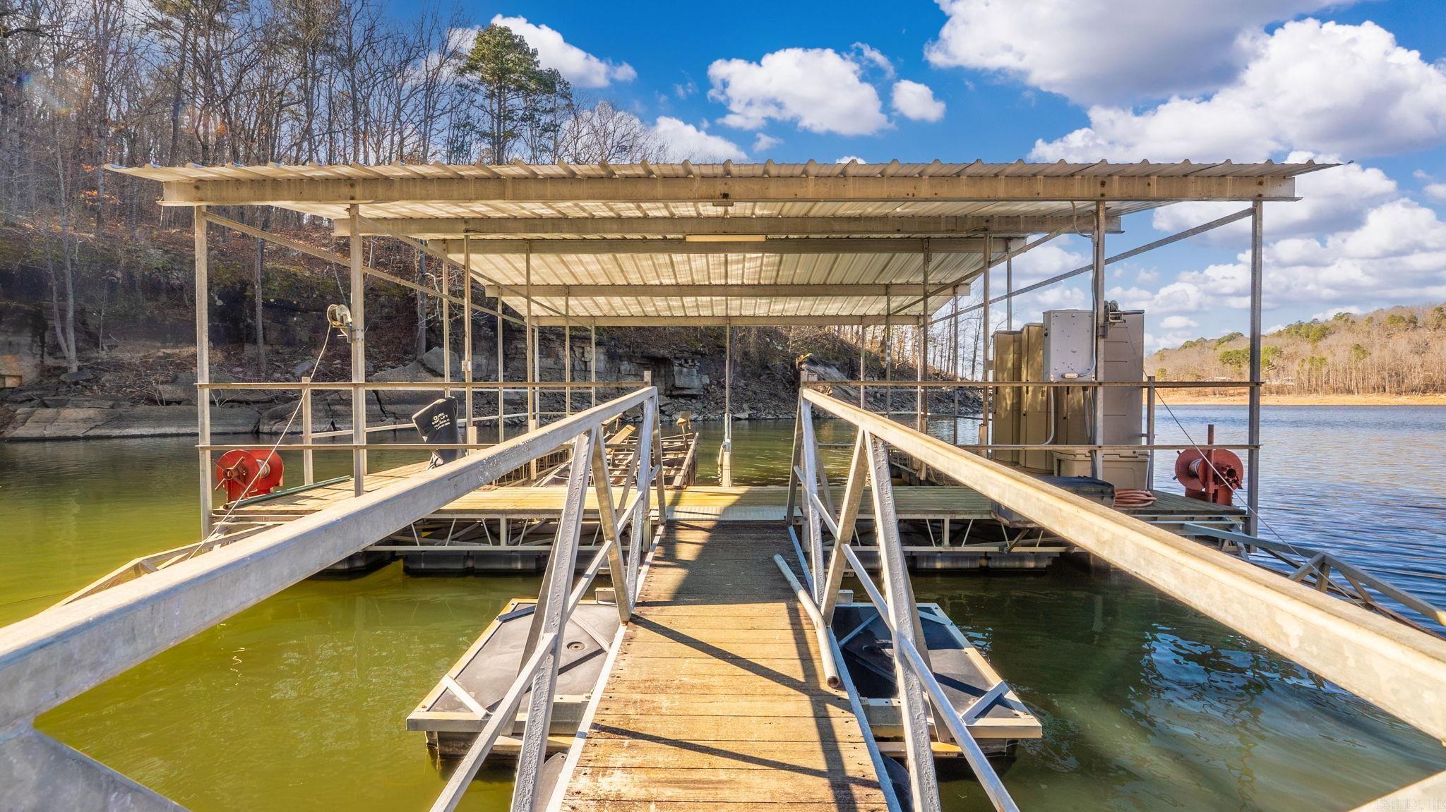 VISTA BAY - Residential