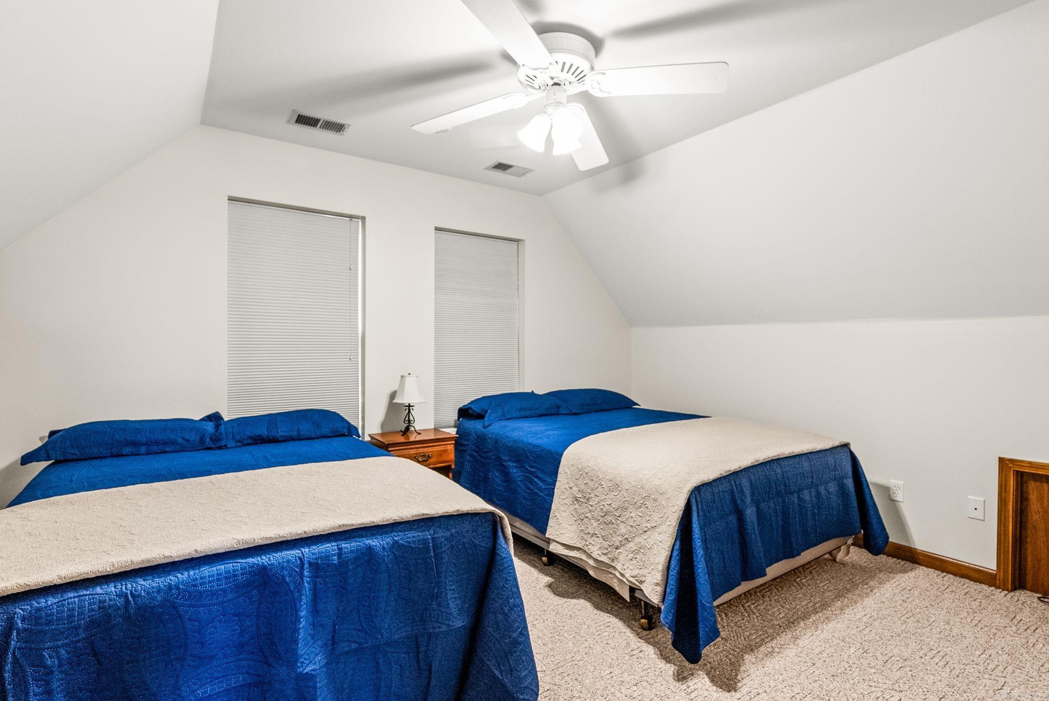 VISTA BAY - Residential