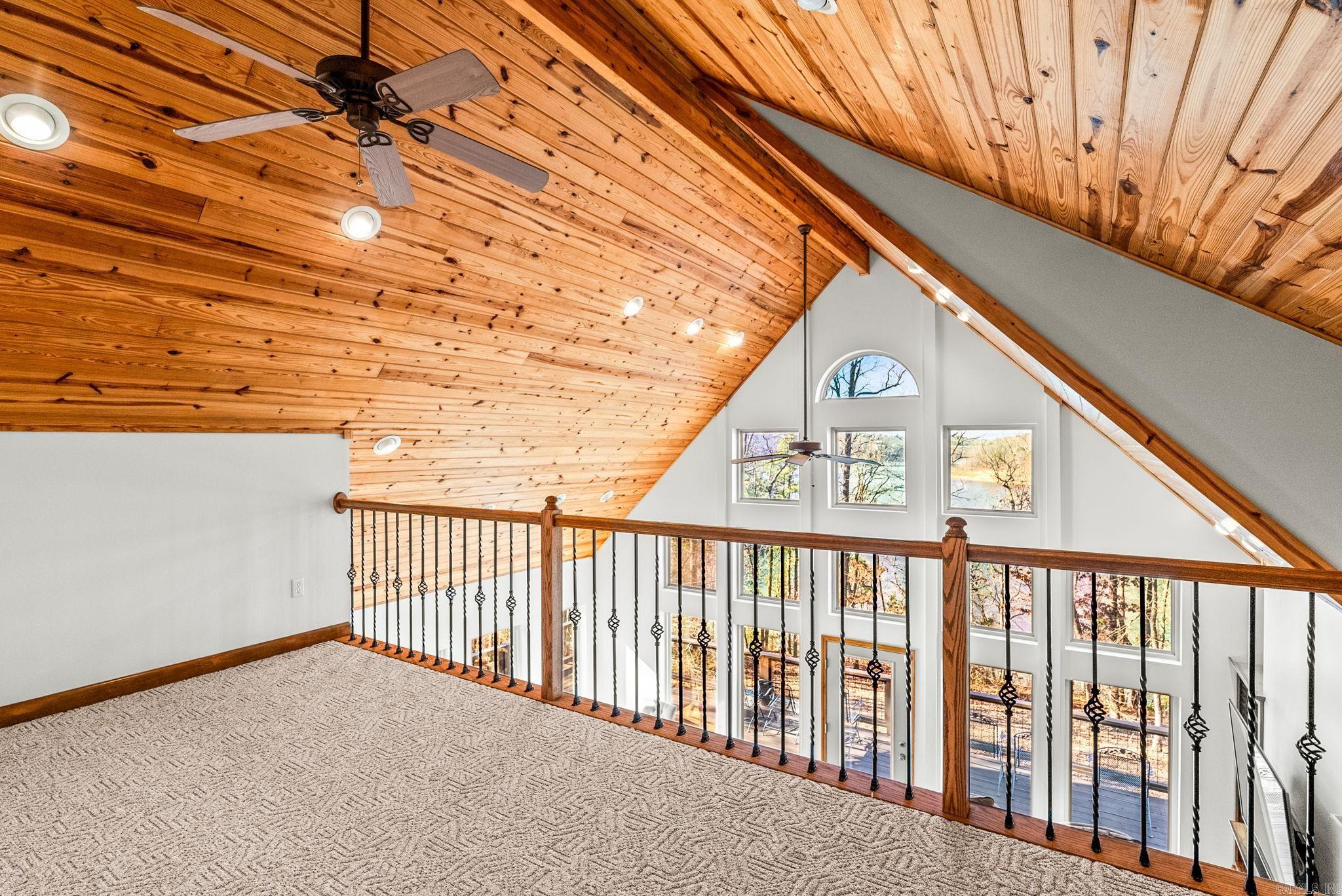 VISTA BAY - Residential