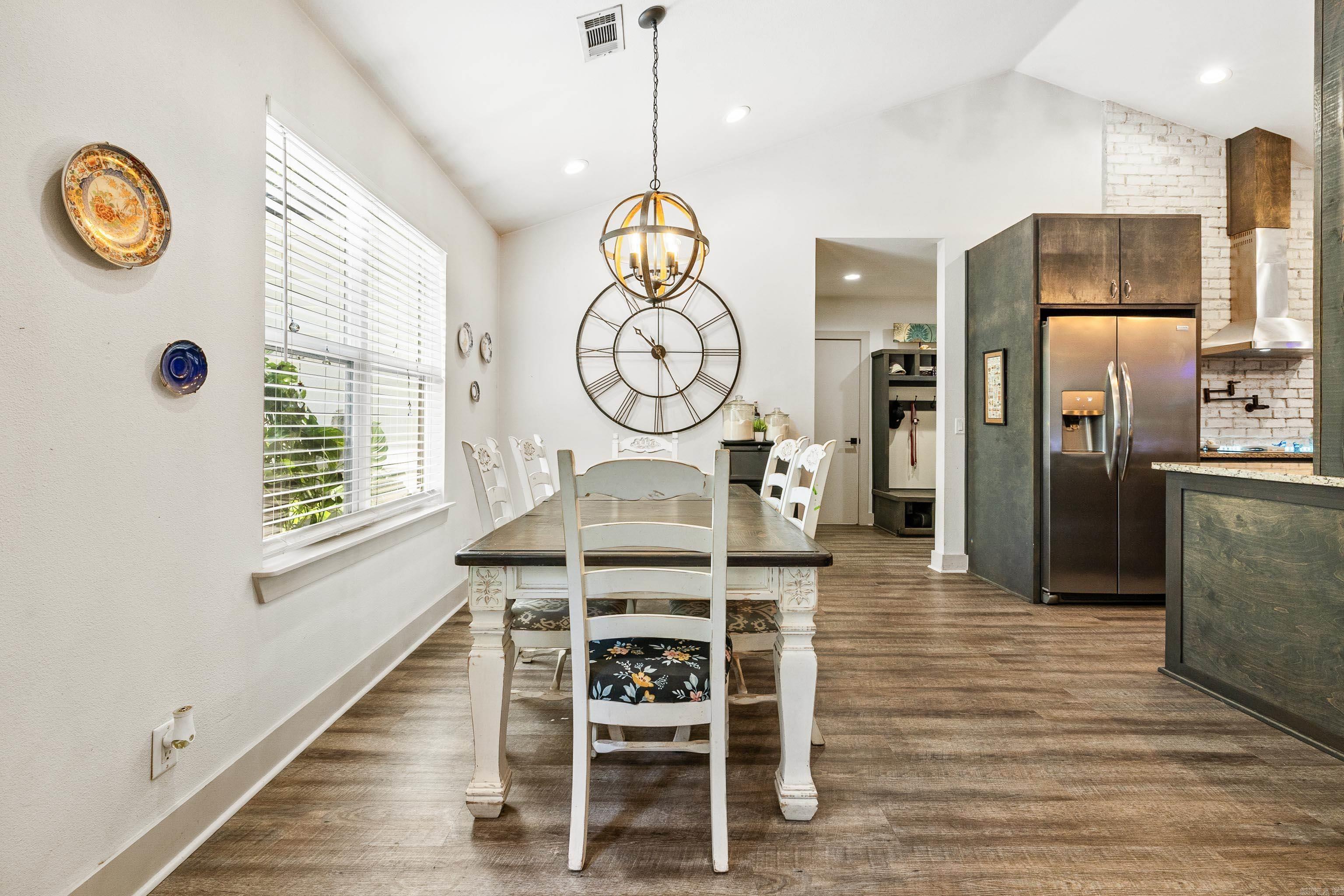 HARDWOOD HILLS - Residential