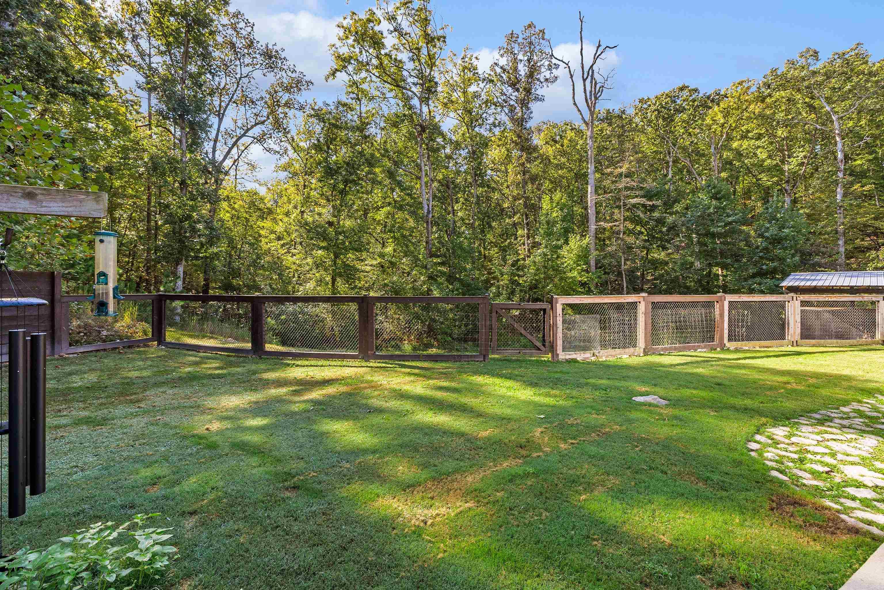 HARDWOOD HILLS - Residential