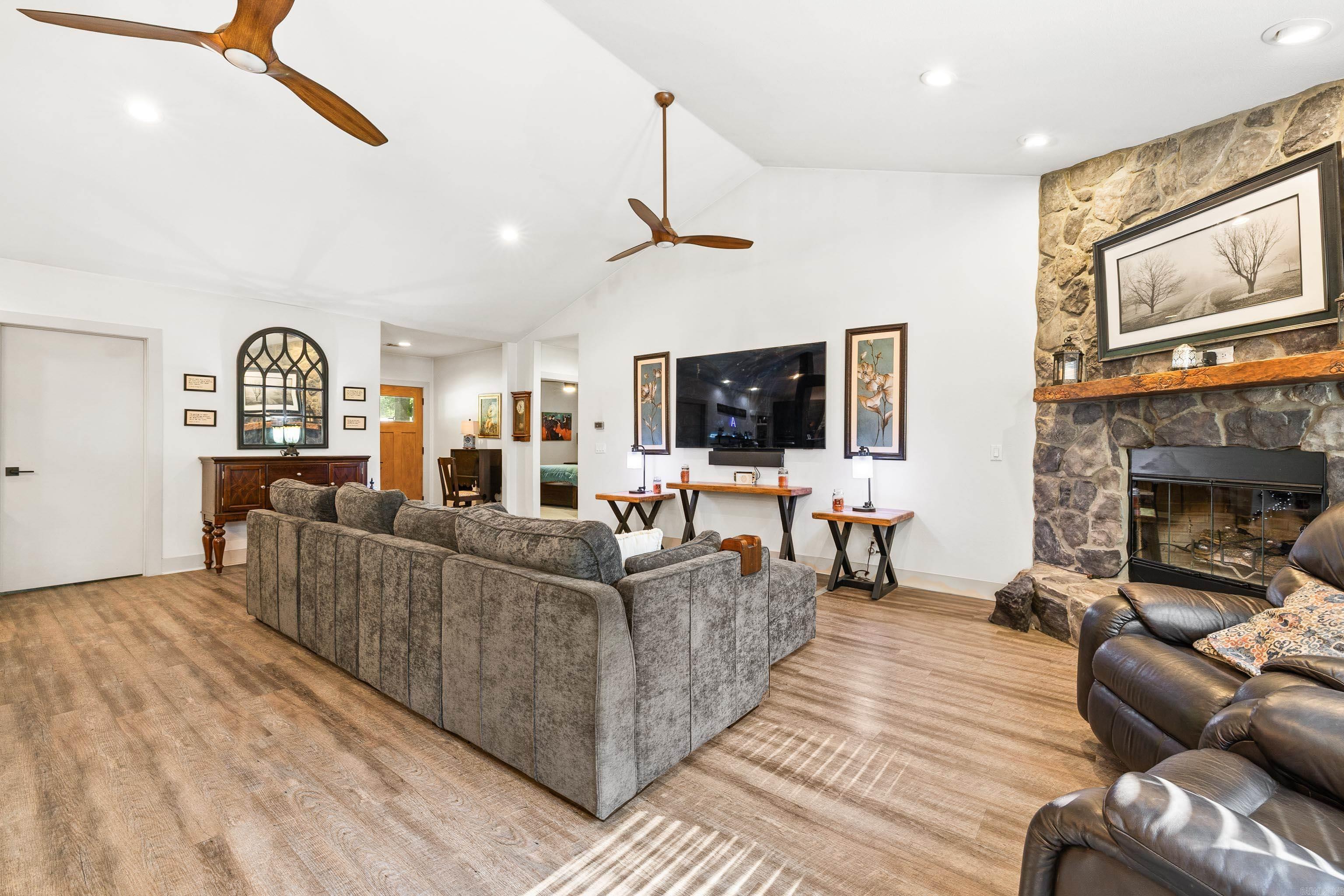 HARDWOOD HILLS - Residential