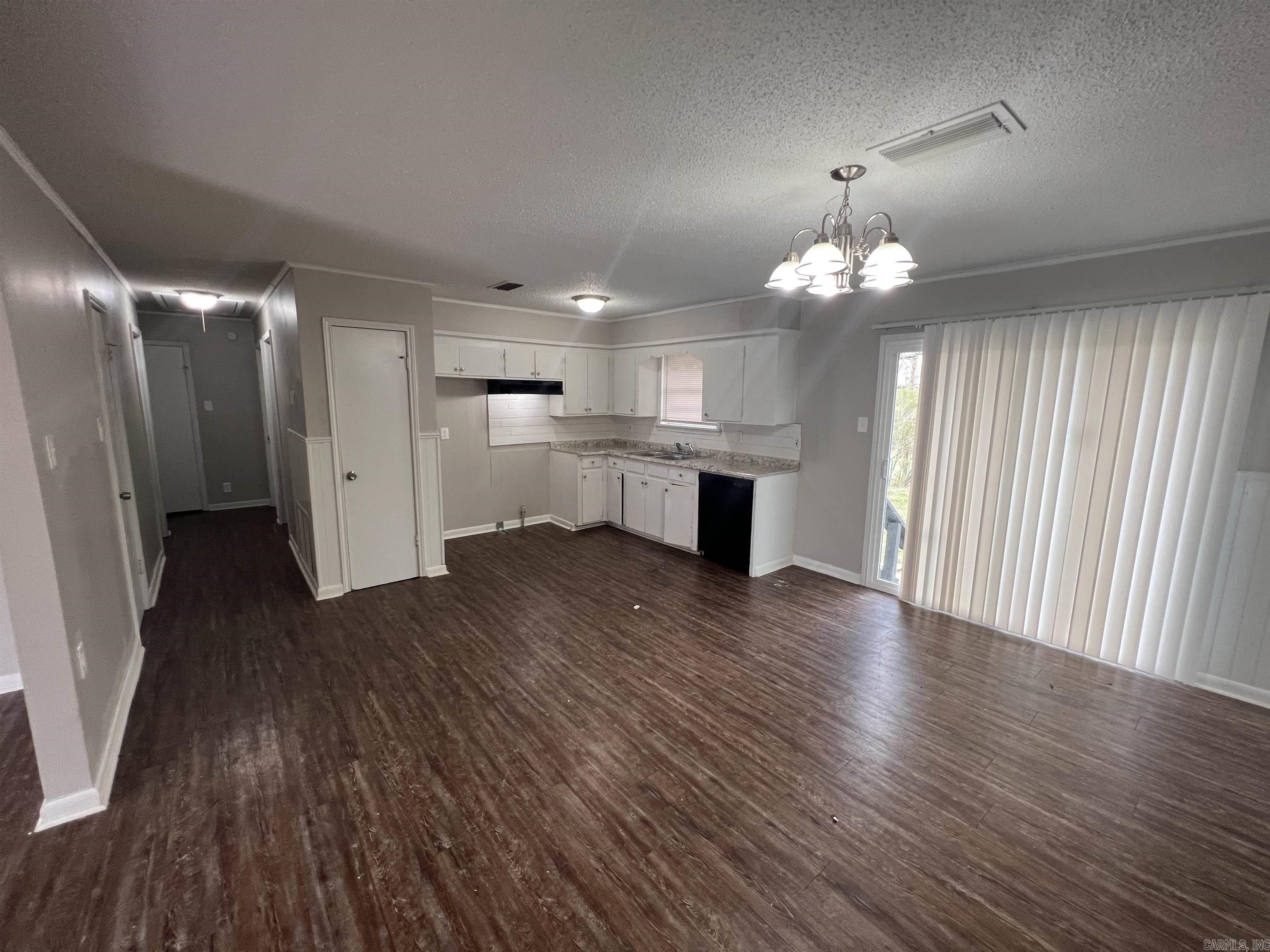 Lake View - Residential Lease