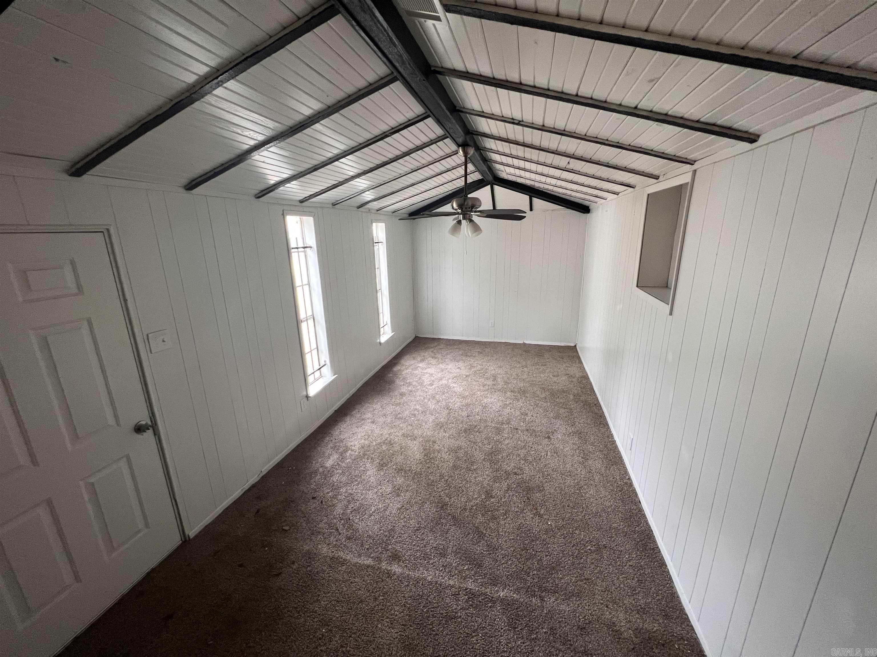 Lake View - Residential Lease