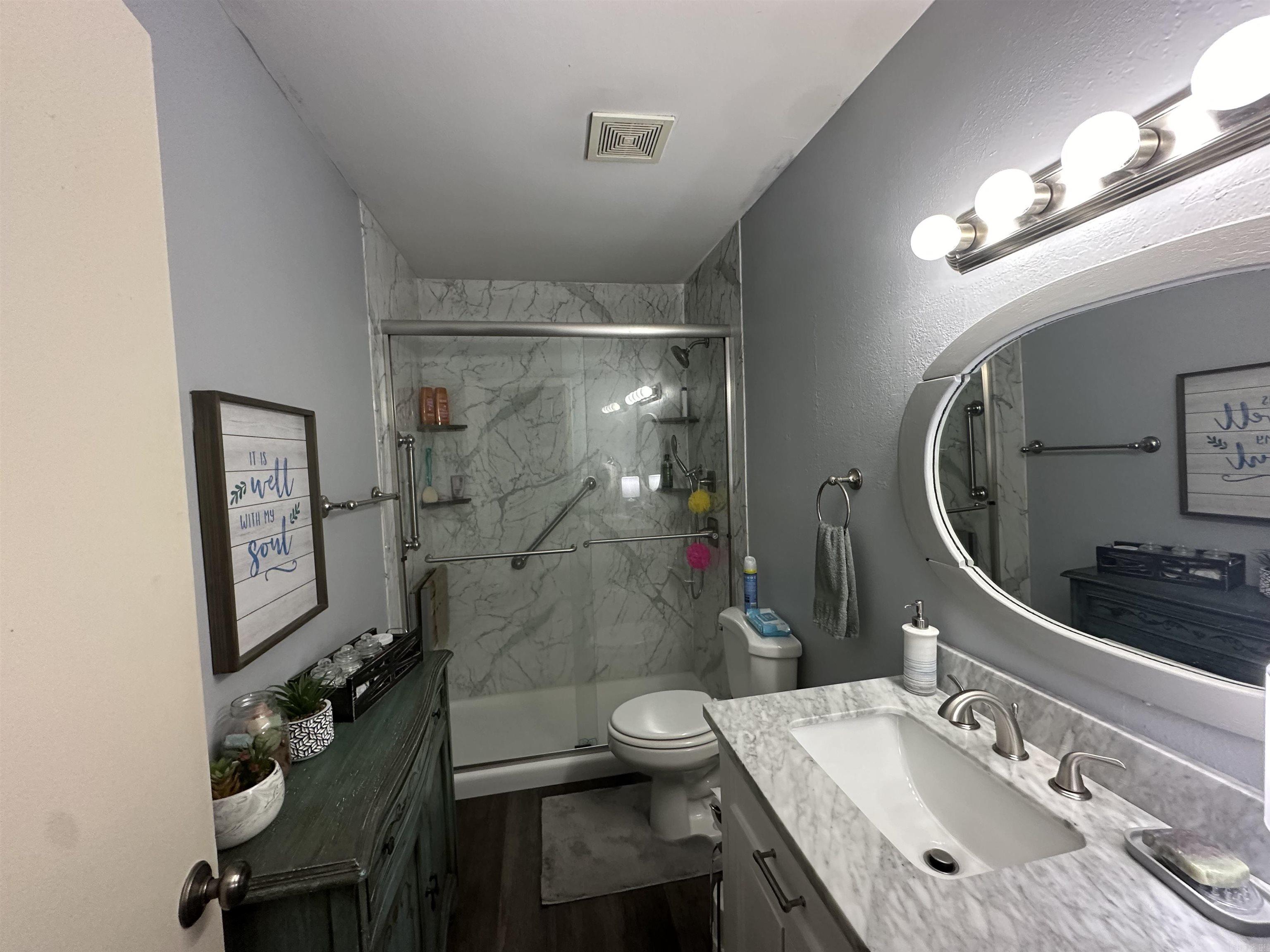 OAK PARK - Residential