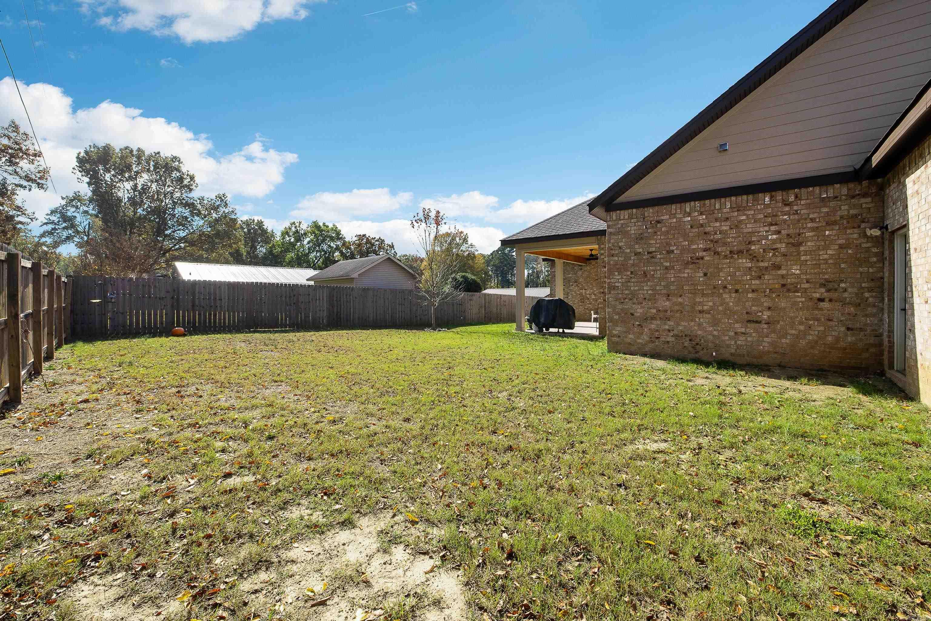 OLDE SALEM TOWNSHIP - Residential