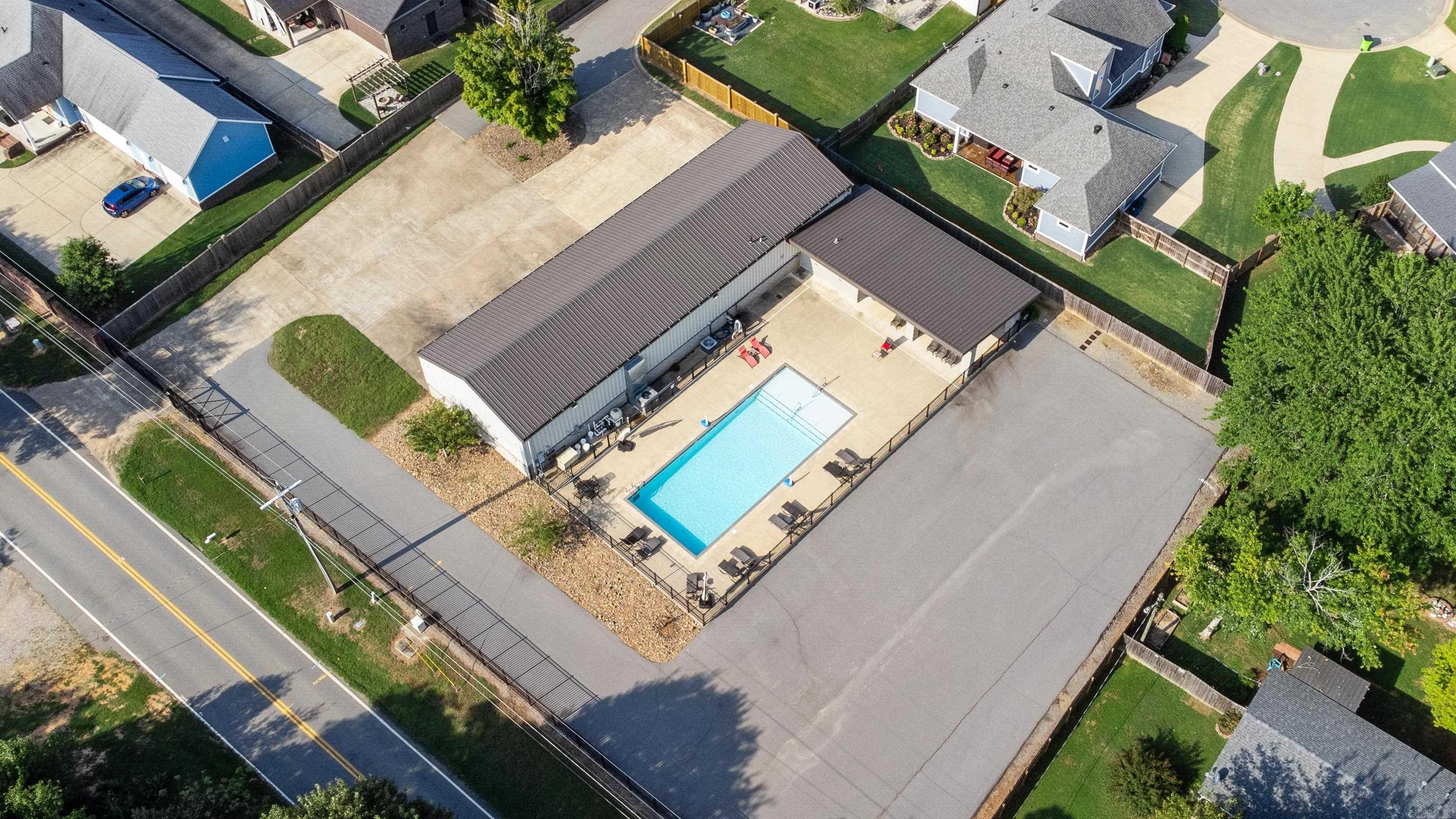 OLDE SALEM TOWNSHIP - Residential