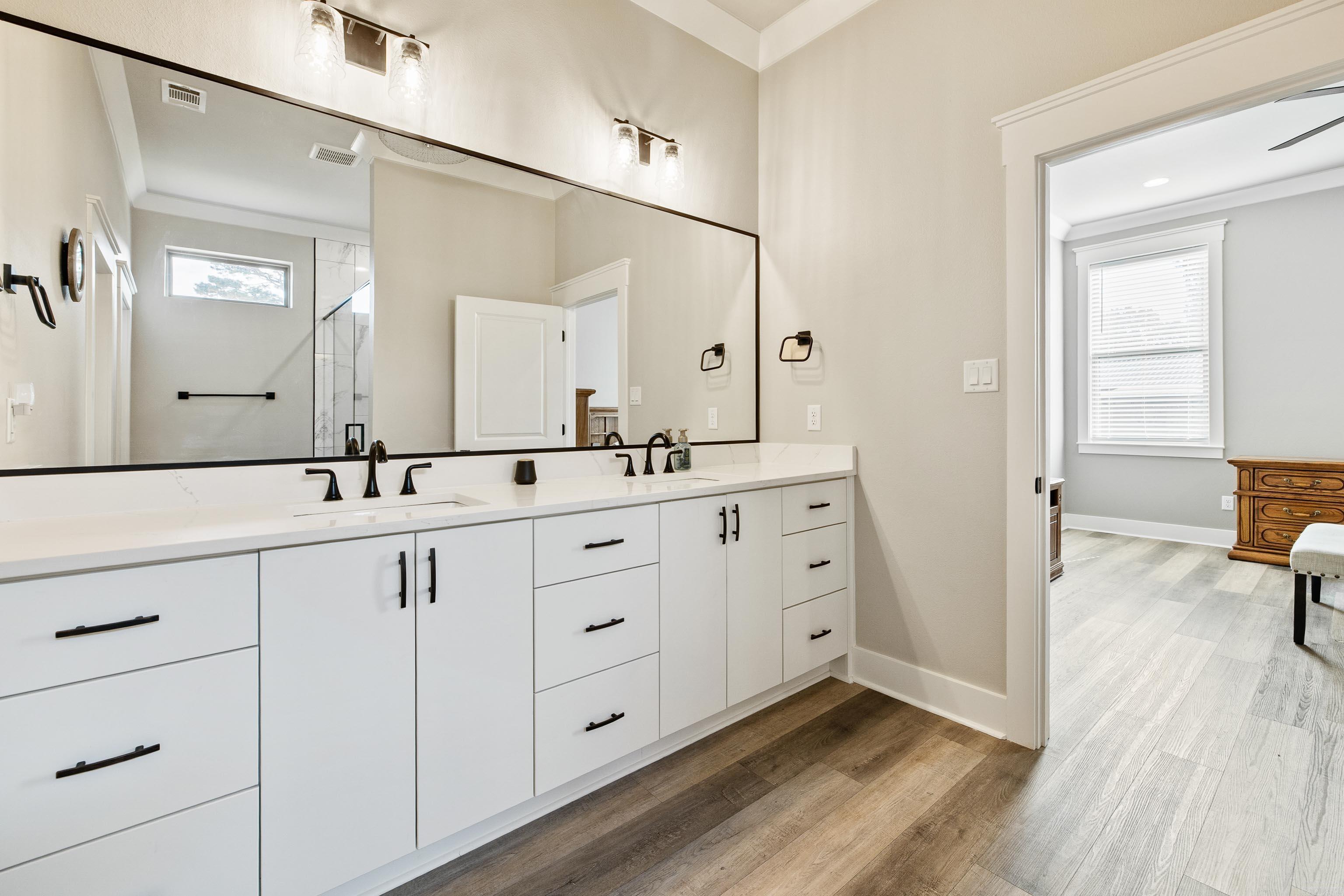 OLDE SALEM TOWNSHIP - Residential