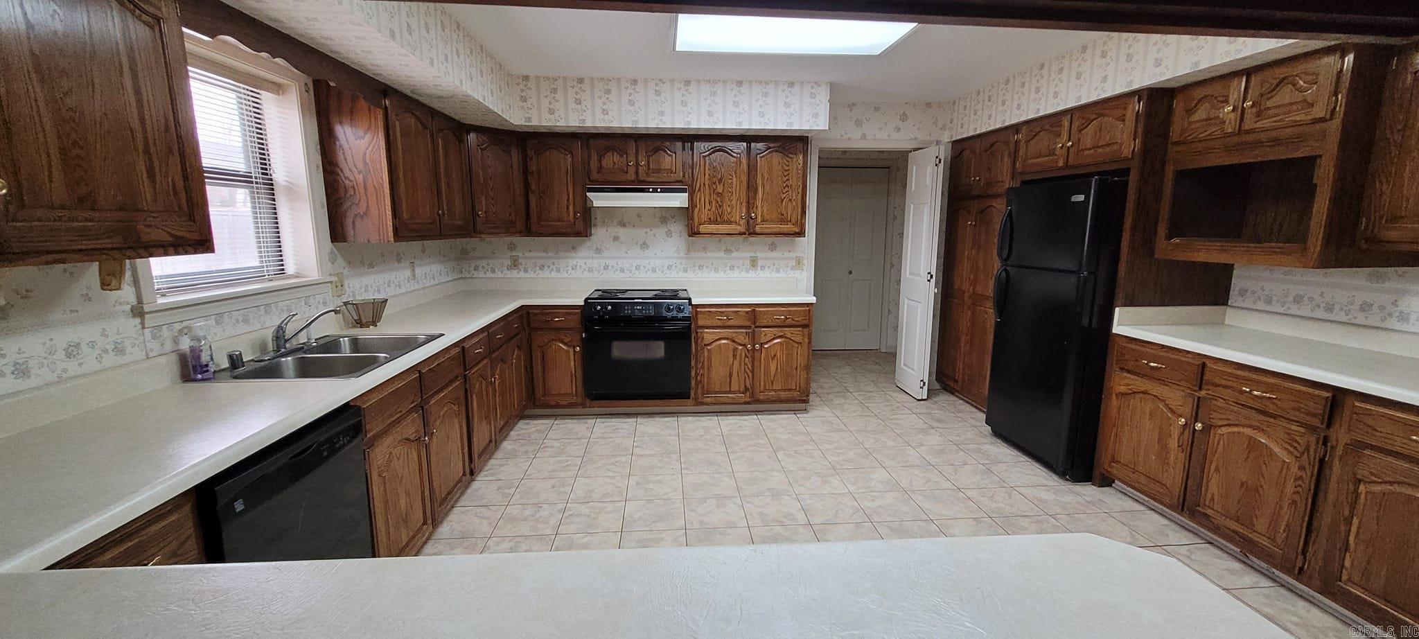 SAMUEL LEMMONS BLACK - Residential