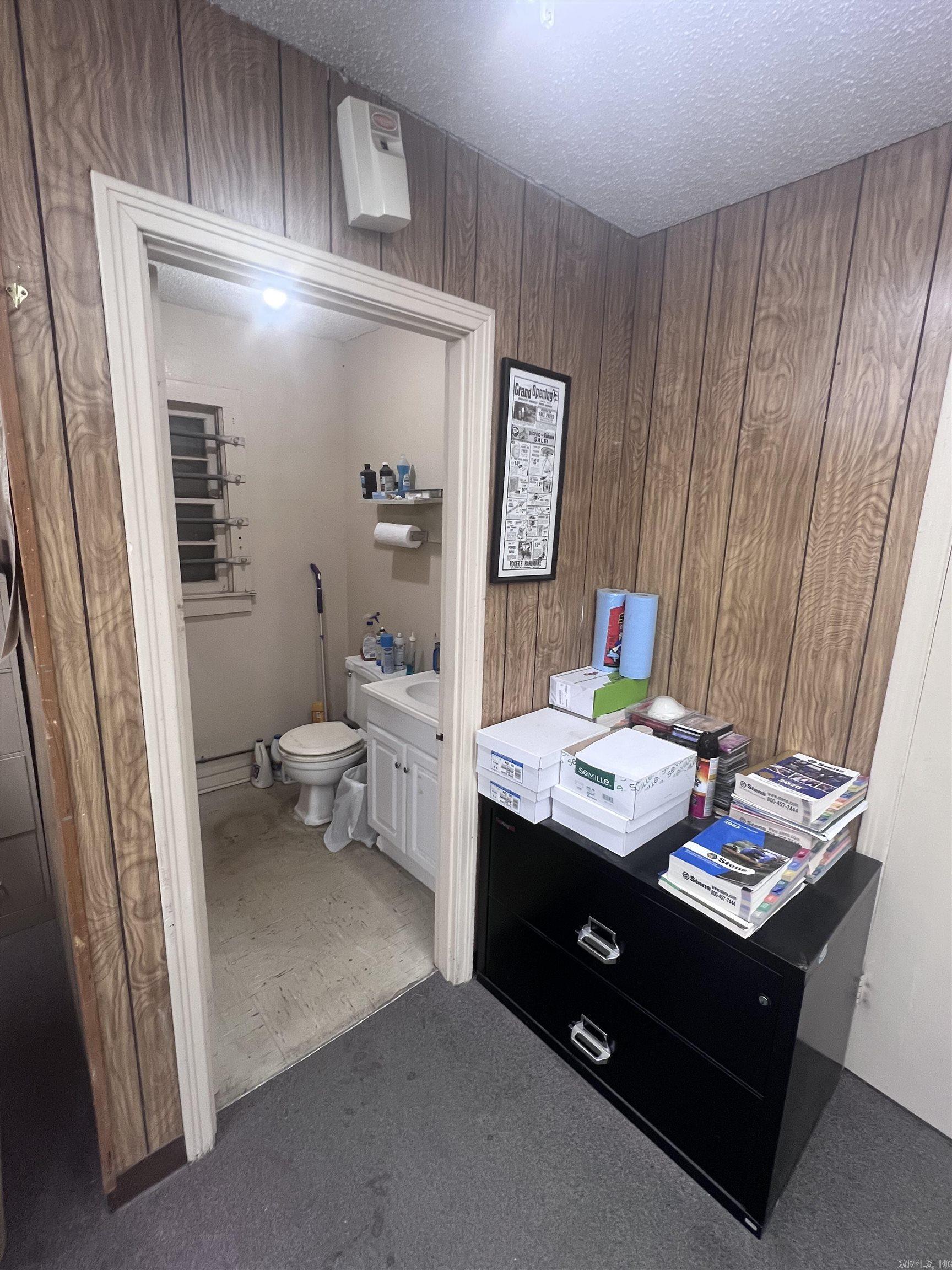 Jefferson County - Commercial Sale