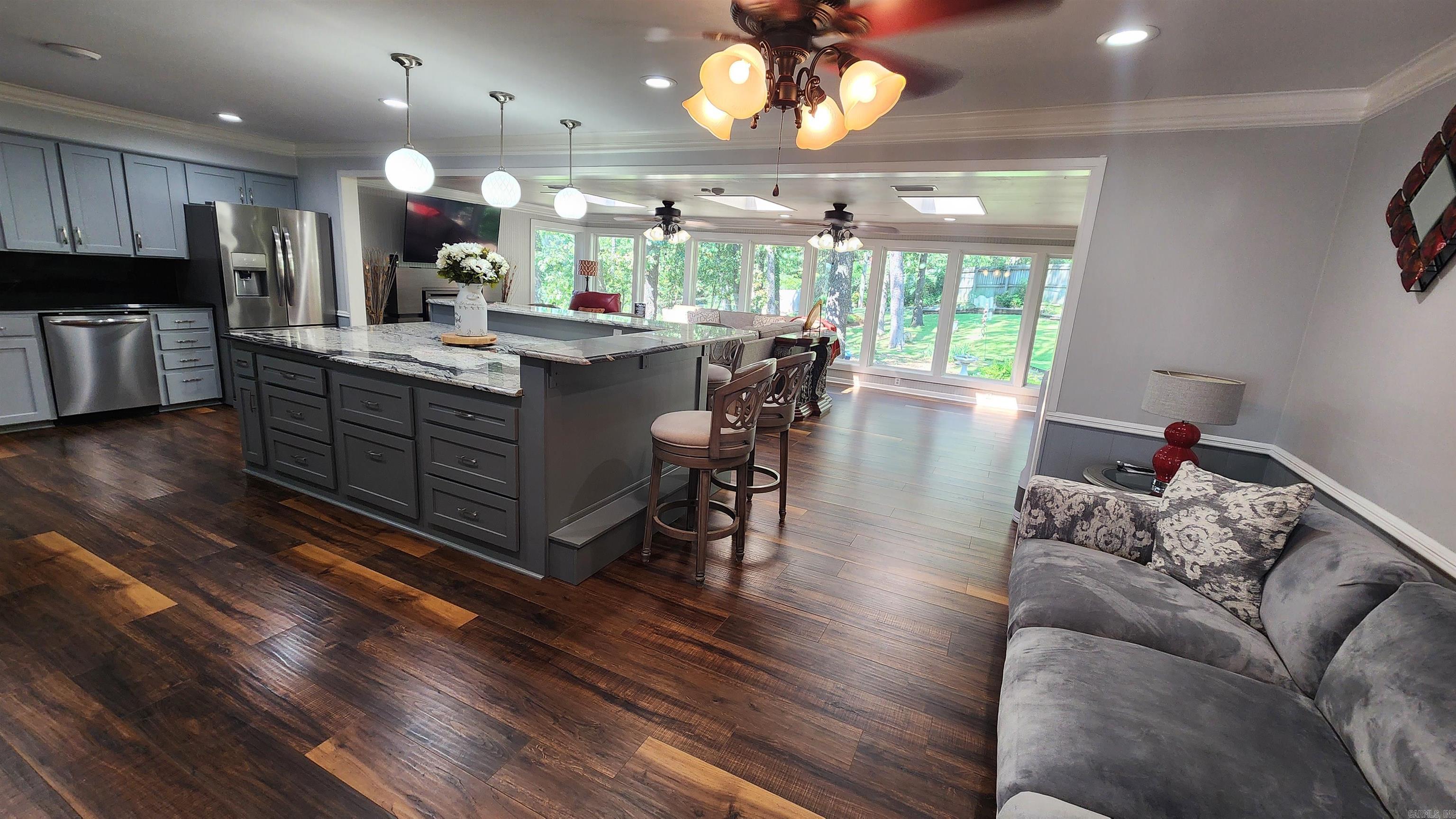 ECHO VALLEY - Residential