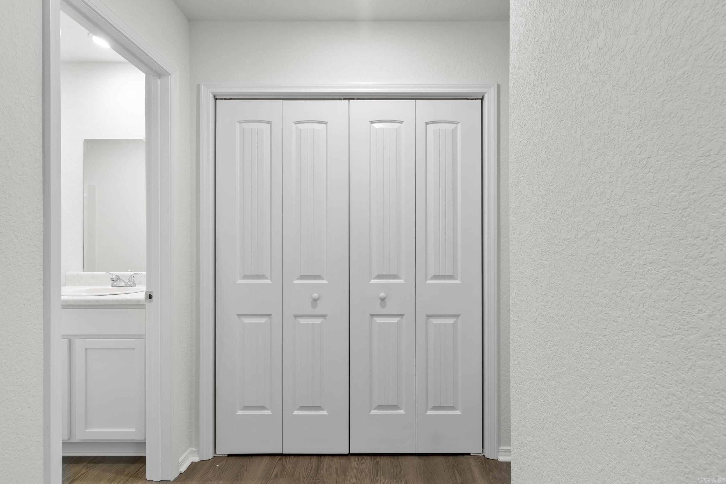 COUNTRY CLUB OF ARK THE - Residential