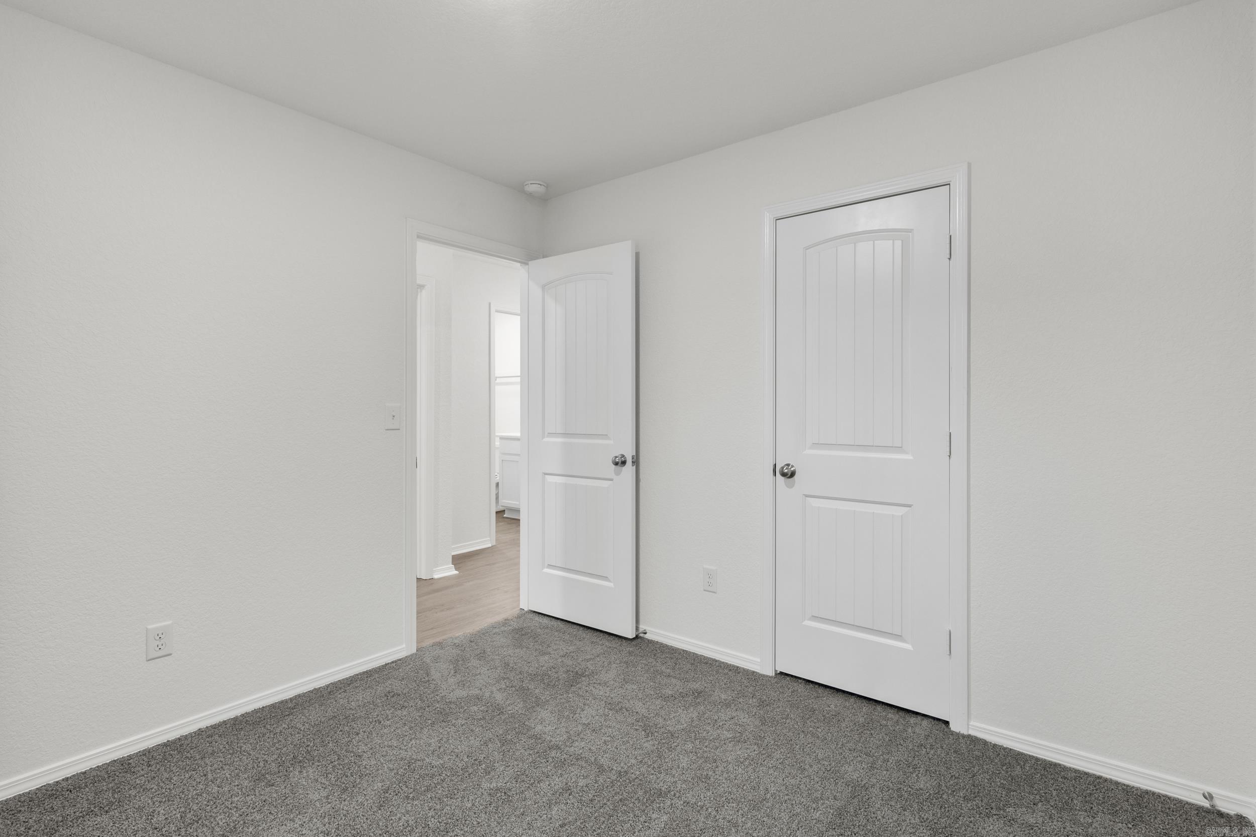 COUNTRY CLUB OF ARK THE - Residential