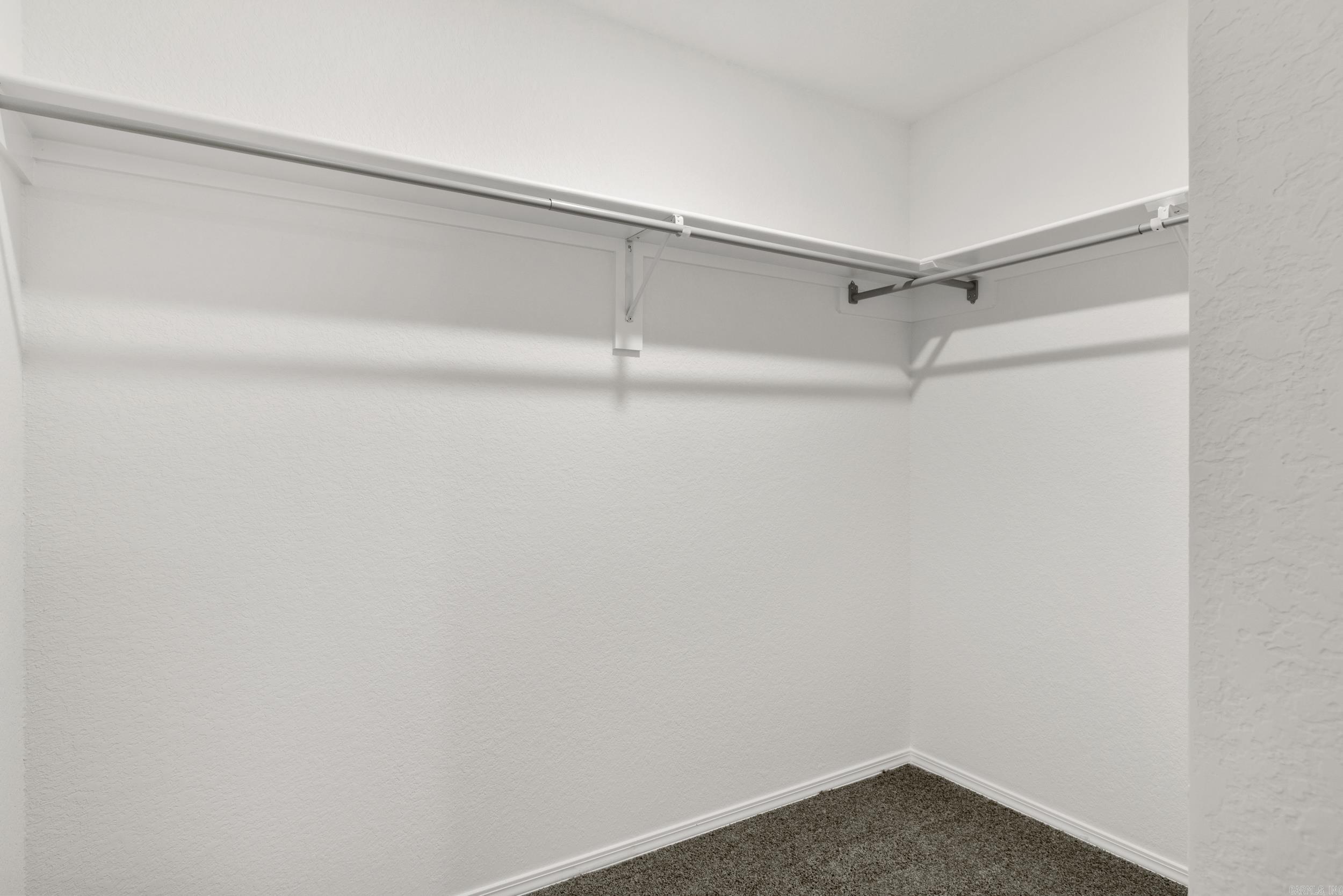 COUNTRY CLUB OF ARK THE - Residential