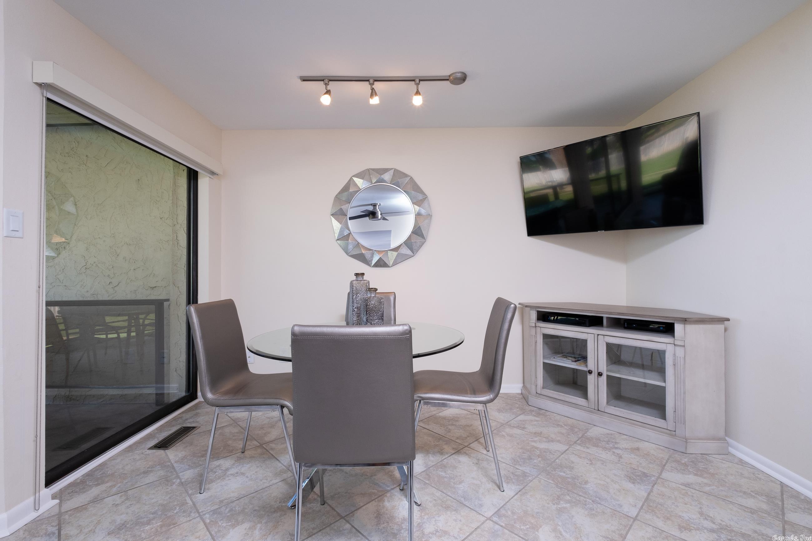 WILLOW BEACH HPR - Residential