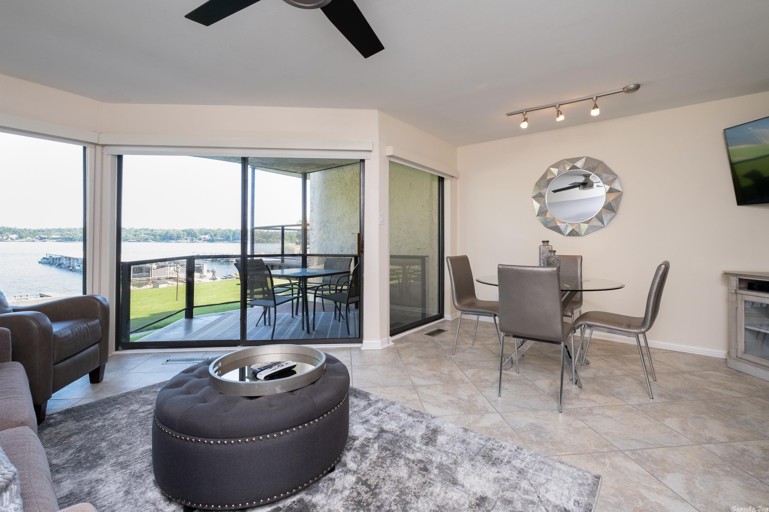 WILLOW BEACH HPR - Residential