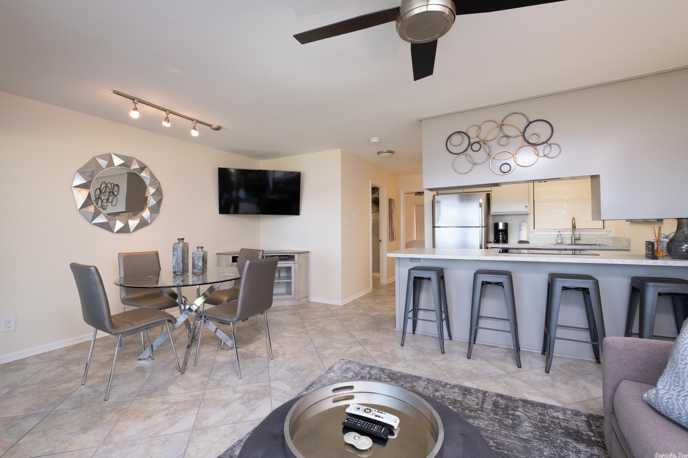 WILLOW BEACH HPR - Residential