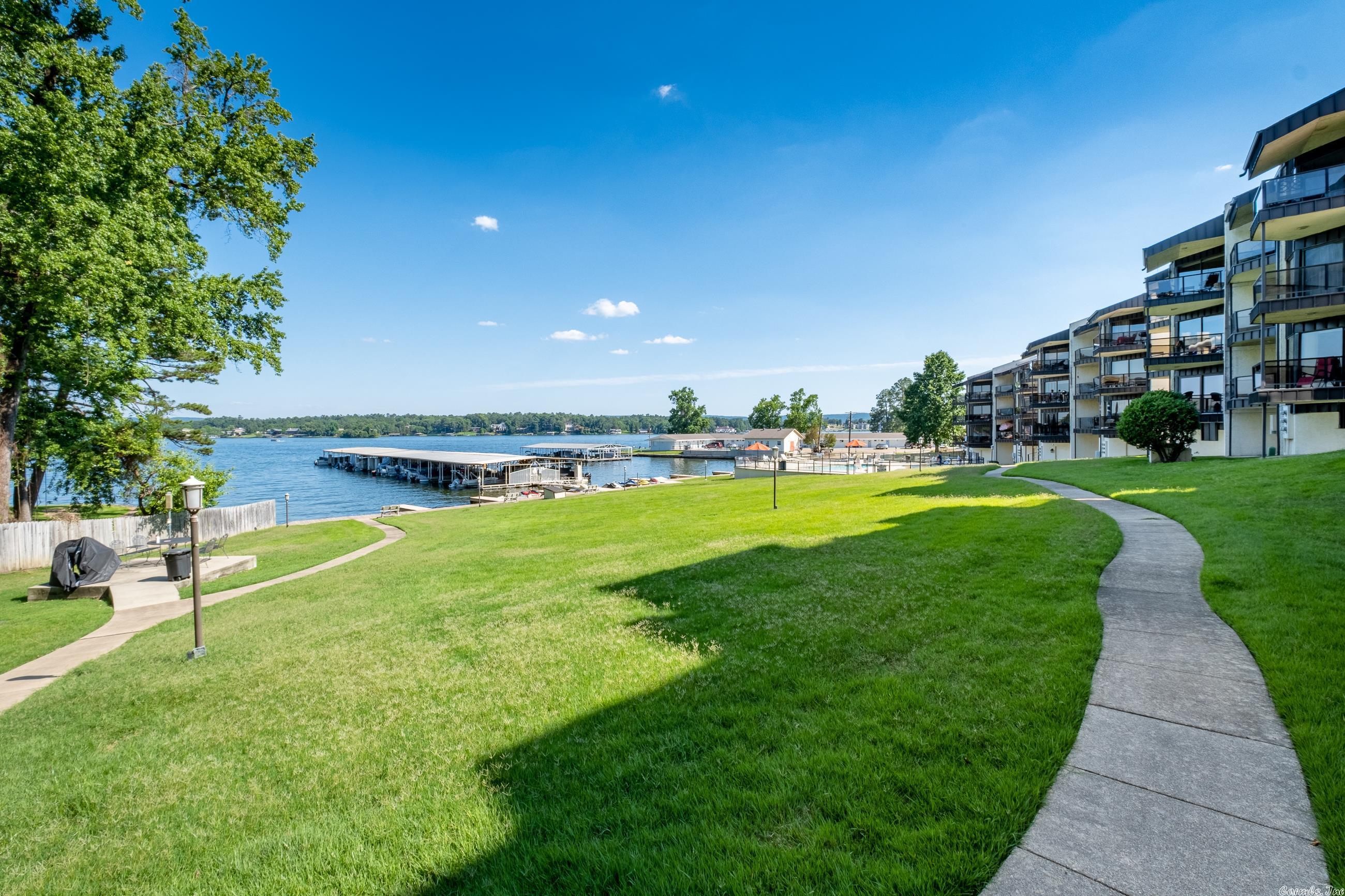 WILLOW BEACH HPR - Residential