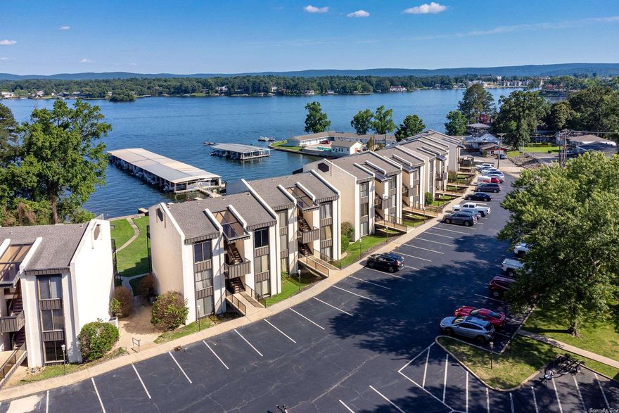 The Willow Beach complex offers amazing views and a excellent location on the lake. Great opportunity for investors since the complex allows nightly, short term and long term rentals. This 1BD/1BA unit has been completely updated. Features include: Quartz counter tops with tile backsplash, new cabinets, renovated bath and kitchen. All furnishings convey with property and covered parking. POA covers water, sewer, trash, basic cable, exterior maintenance and termite.