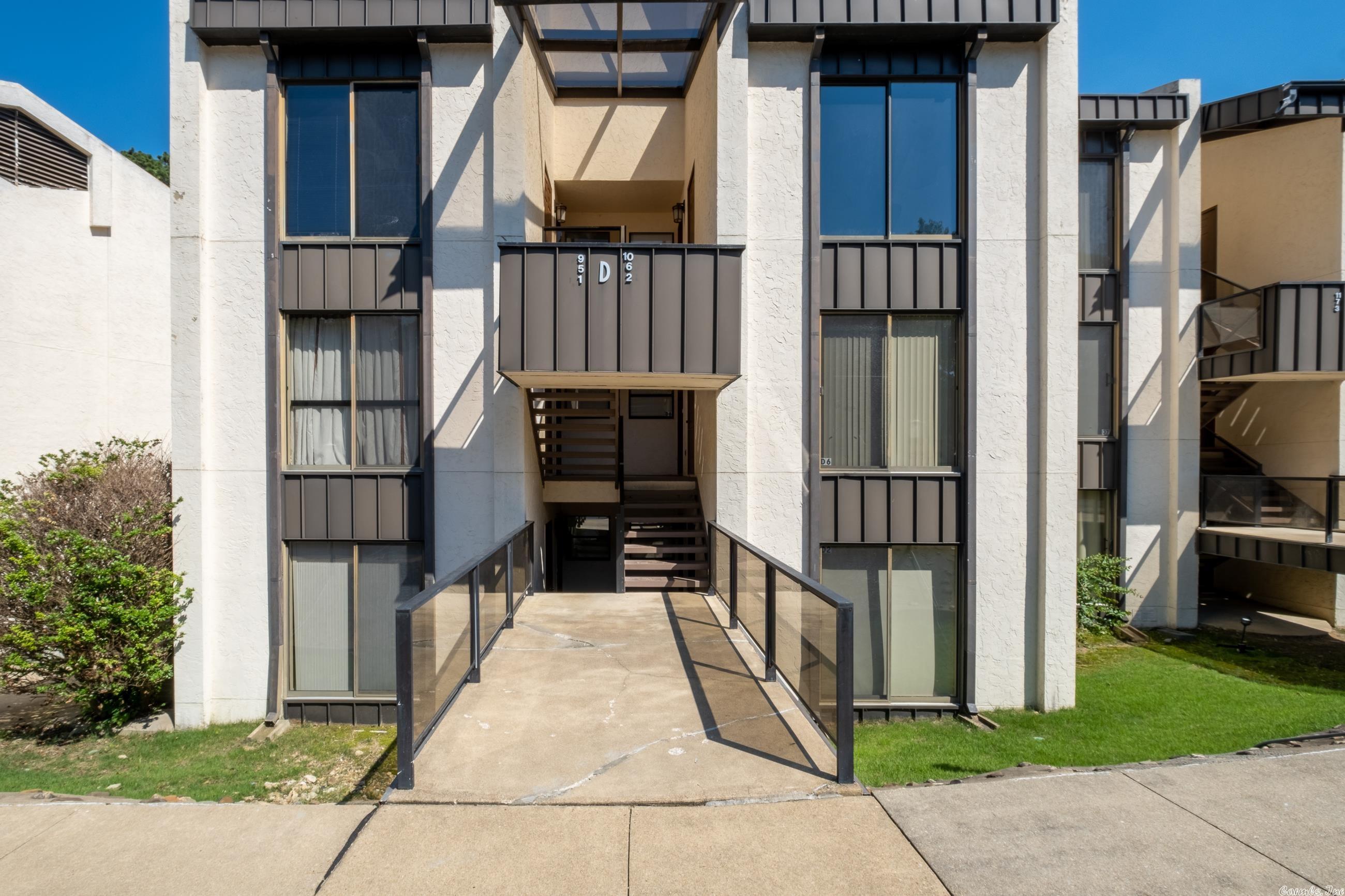 WILLOW BEACH HPR - Residential