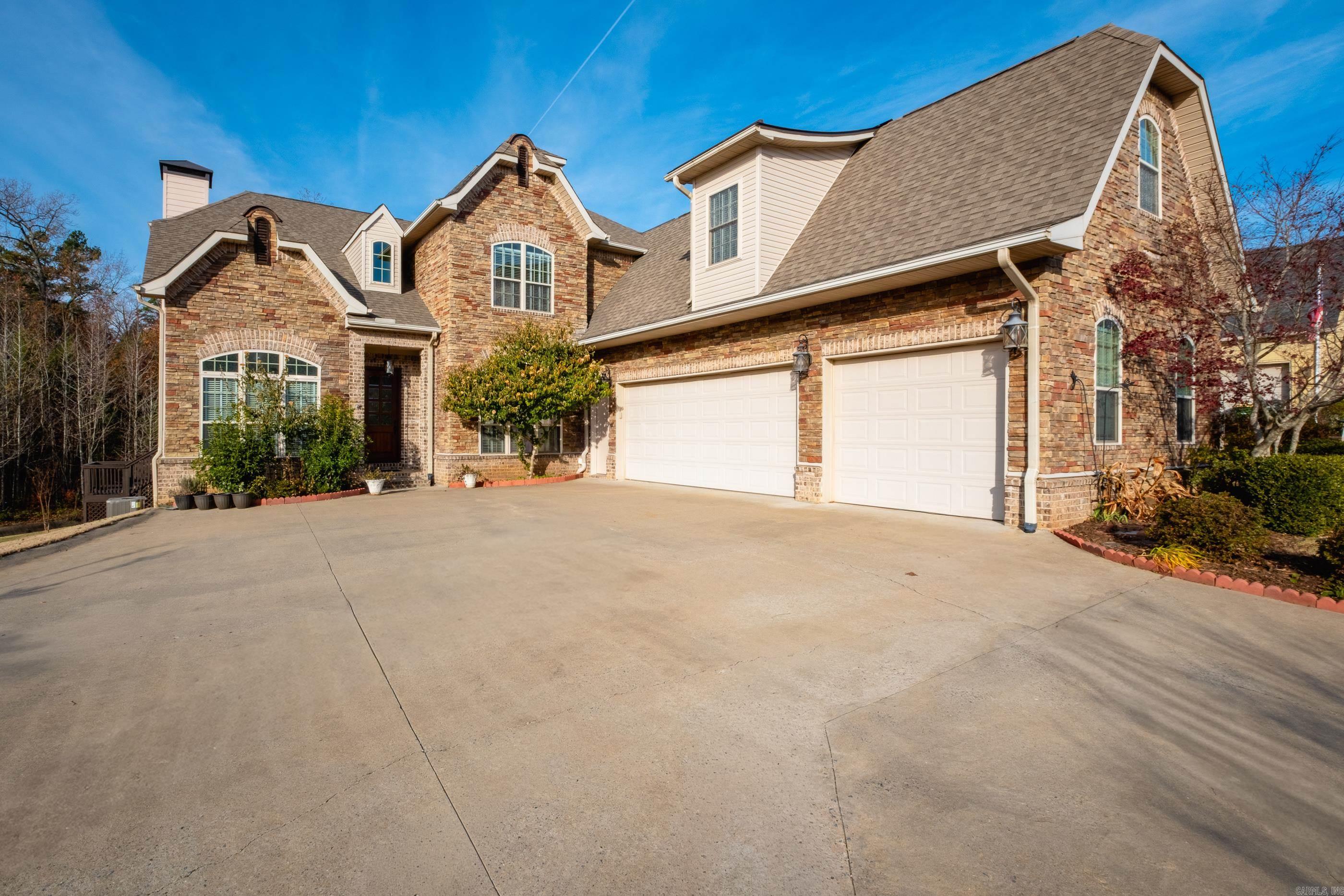 THE VILLAGES OF WELLINGTON - Residential